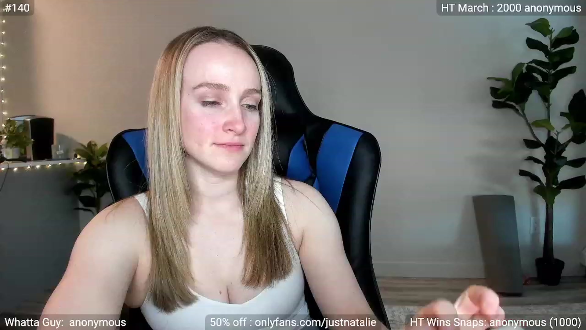 Gallery image thumbnail from JustNatalie's myfreecams stream on, 03/19/2023, 01:38 image 4 of 20