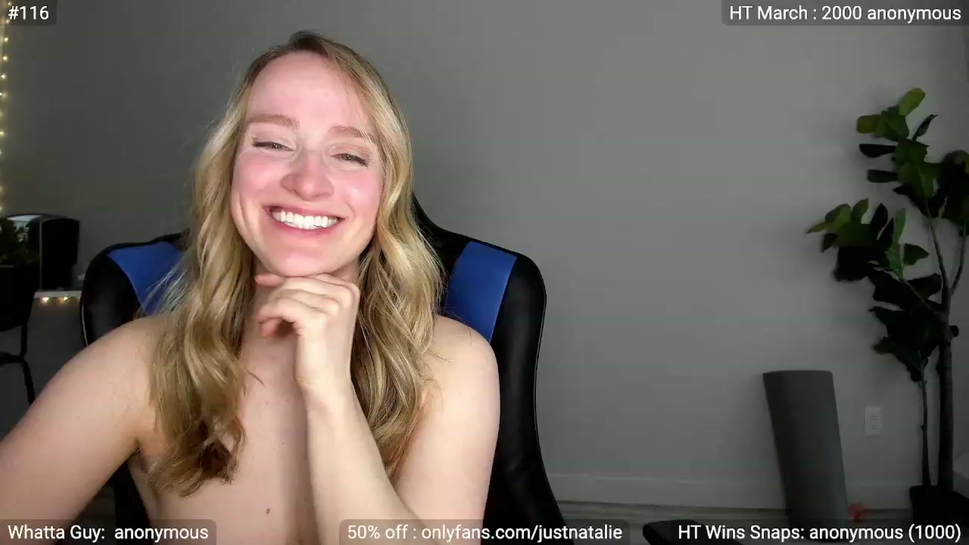 Gallery image thumbnail from JustNatalie's myfreecams stream on, 03/21/2023, 24:45 image 6 of 20