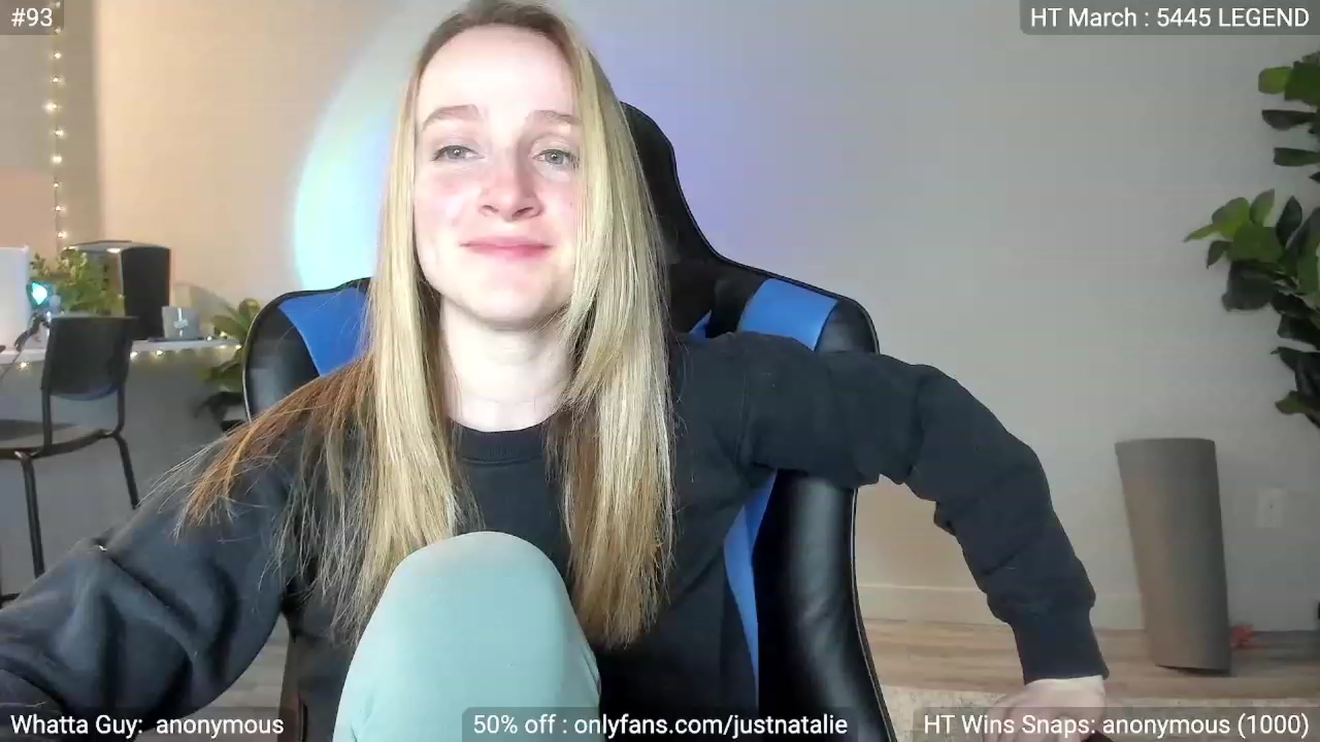 Gallery image thumbnail from JustNatalie's myfreecams stream on, 03/22/2023, 01:55 image 10 of 20