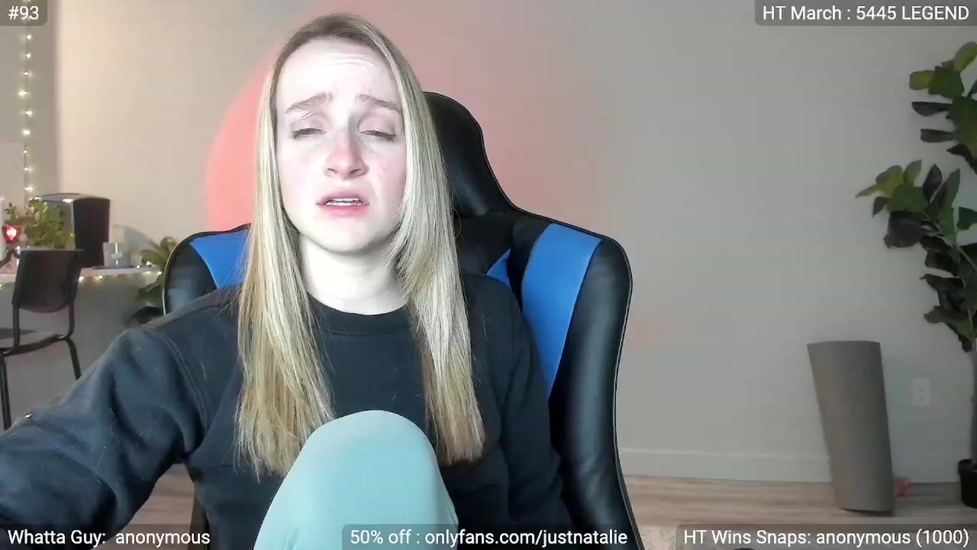 Gallery image thumbnail from JustNatalie's myfreecams stream on, 03/22/2023, 01:55 image 7 of 20