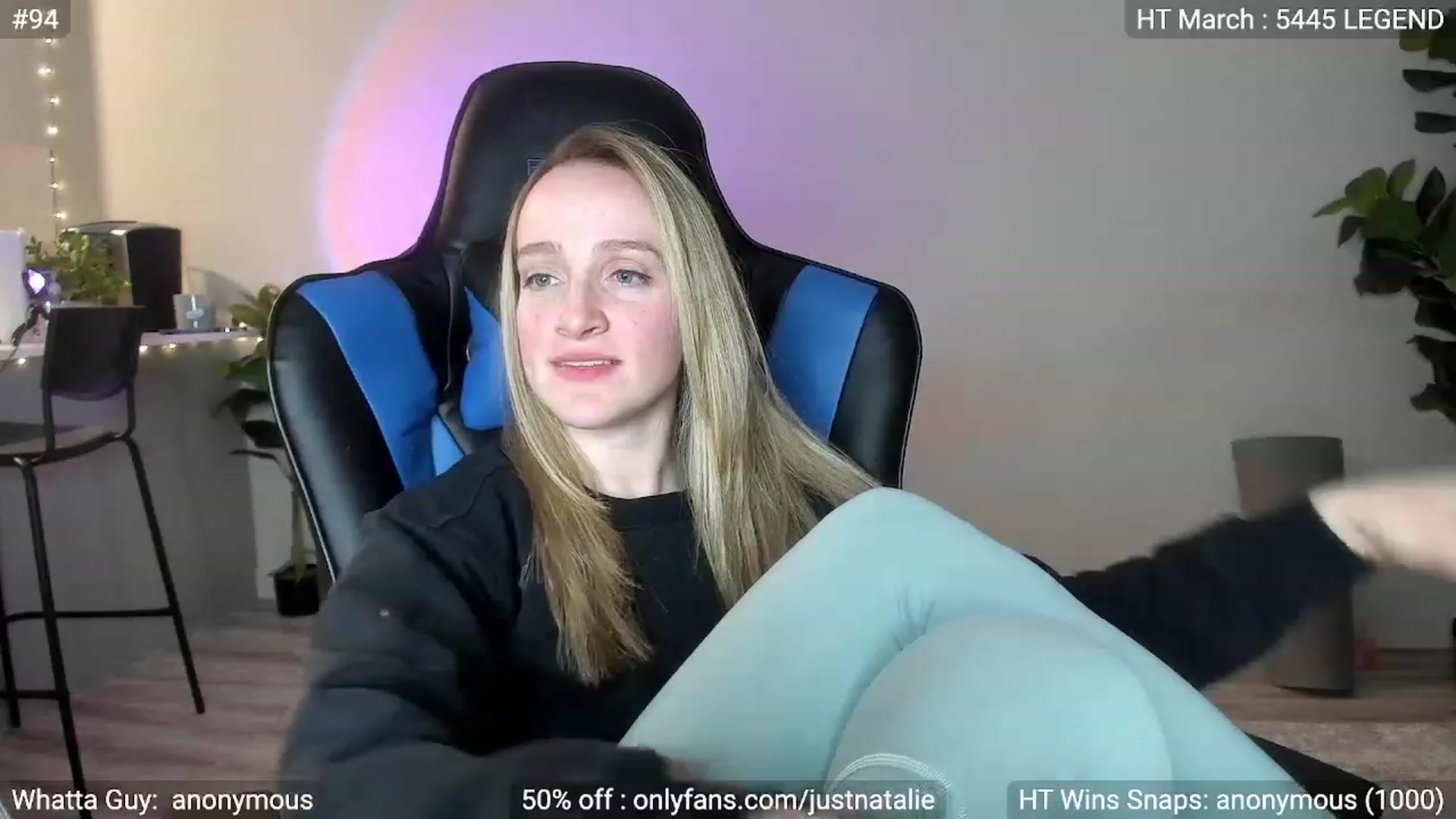 Gallery image thumbnail from JustNatalie's myfreecams stream on, 03/22/2023, 01:55 image 20 of 20