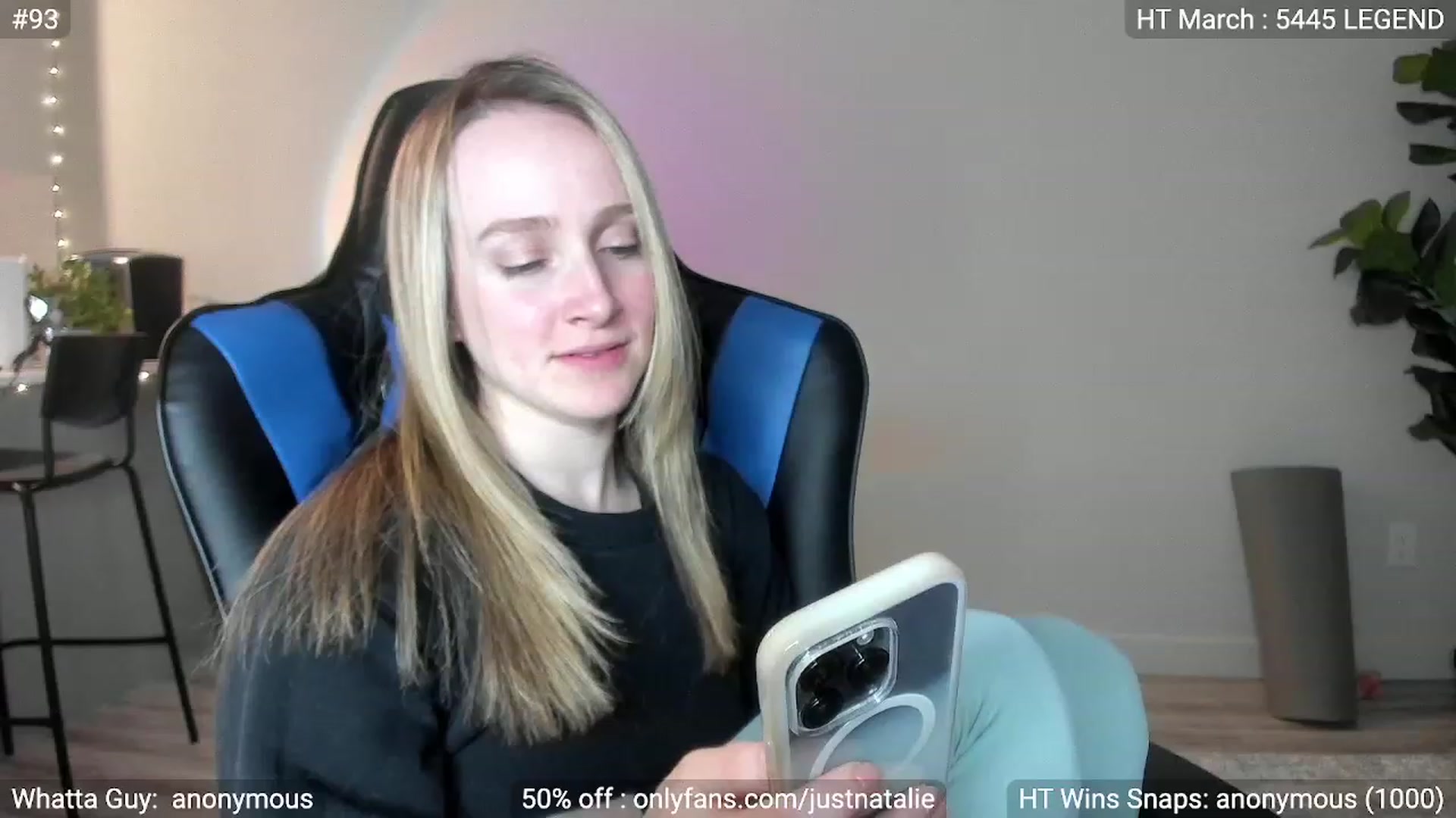 Gallery image thumbnail from JustNatalie's myfreecams stream on, 03/22/2023, 01:55 image 13 of 20
