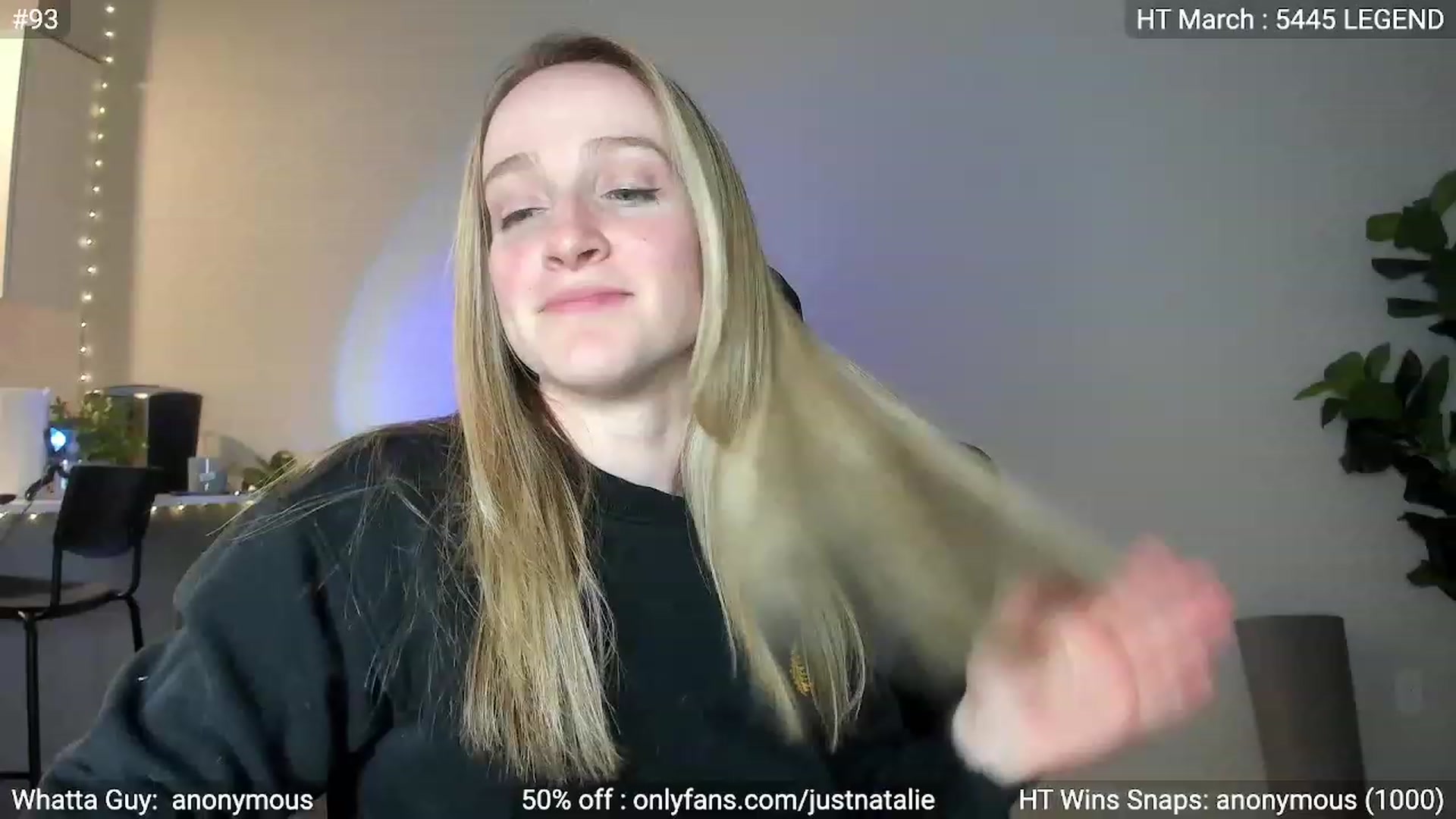 Gallery image thumbnail from JustNatalie's myfreecams stream on, 03/22/2023, 01:55 image 11 of 20