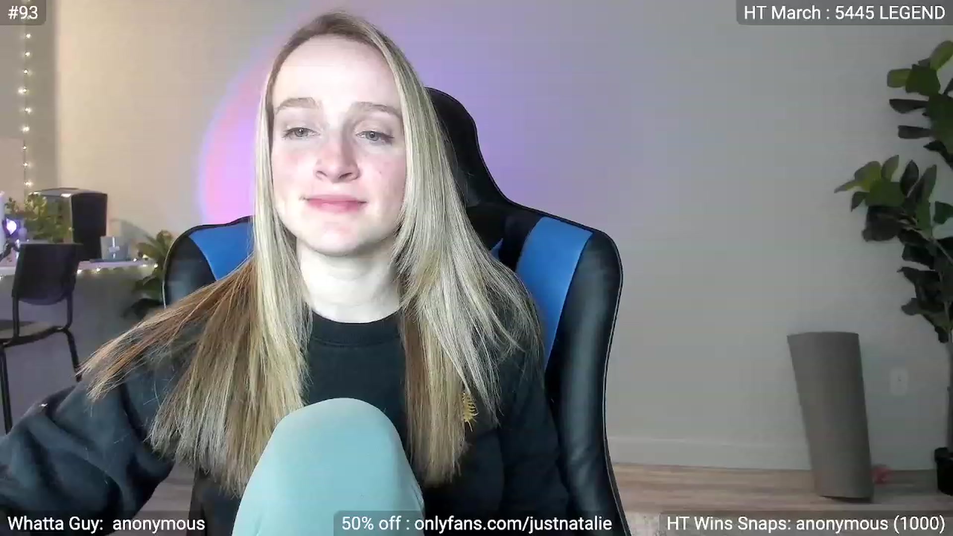 Gallery image thumbnail from JustNatalie's myfreecams stream on, 03/22/2023, 01:55 image 8 of 20