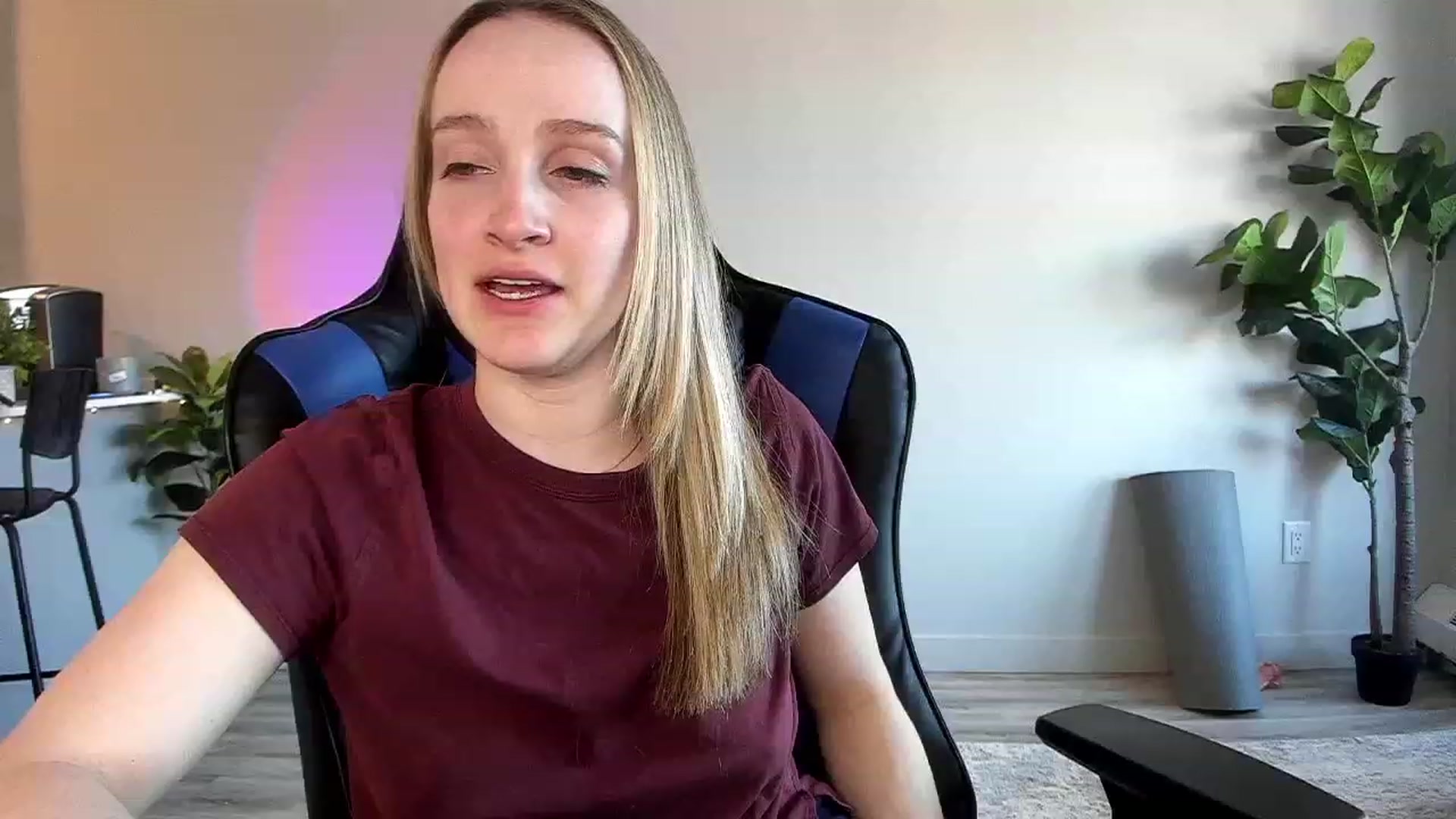 Gallery image thumbnail from JustNatalie's myfreecams stream on, 03/22/2023, 23:52 image 3 of 20