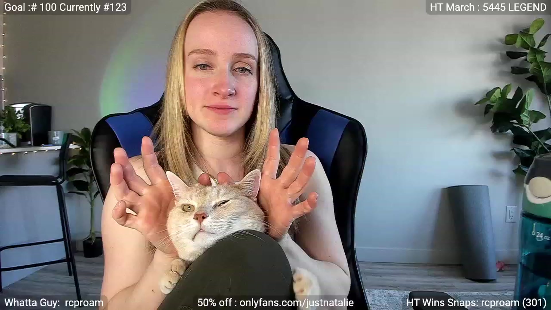 Gallery image thumbnail from JustNatalie's myfreecams stream on, 03/26/2023, 23:23 image 16 of 20