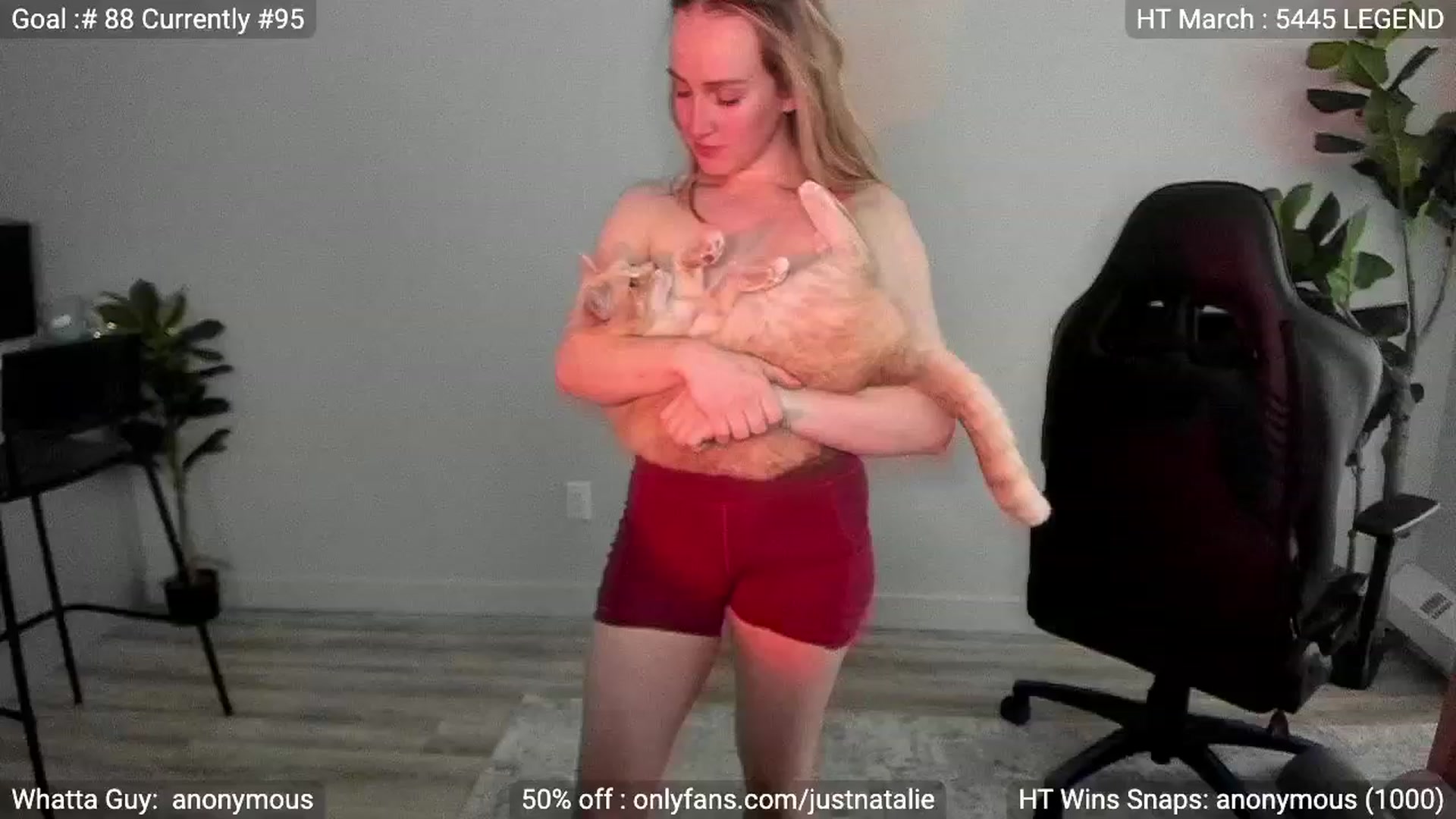 Gallery image thumbnail from JustNatalie's myfreecams stream on, 03/29/2023, 21:59 image 19 of 20