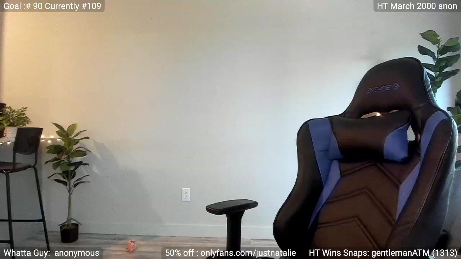 Gallery image thumbnail from JustNatalie's myfreecams stream on, 04/08/2023, 18:11 image 15 of 20