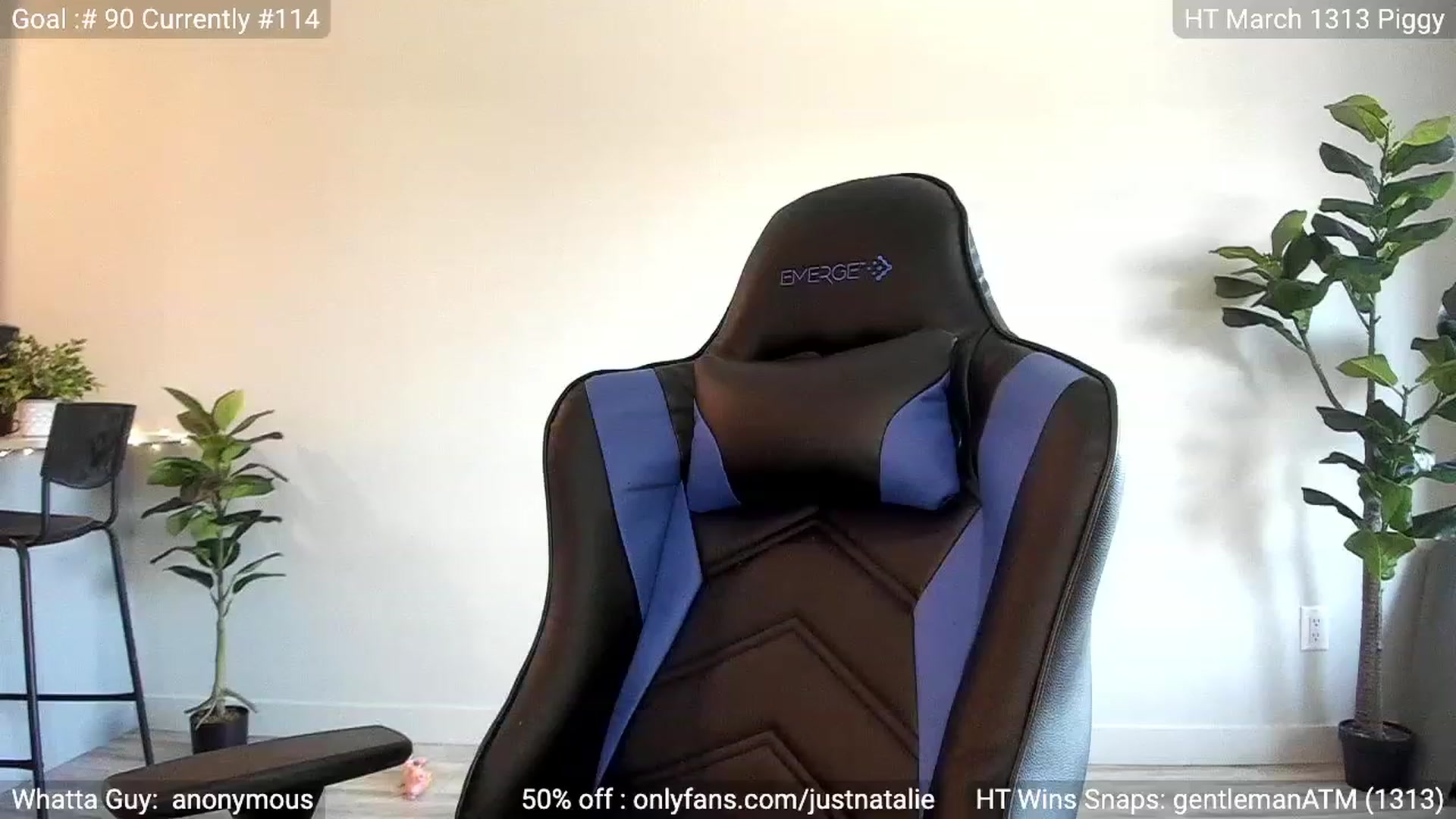Gallery image thumbnail from JustNatalie's myfreecams stream on, 04/08/2023, 18:11 image 14 of 20