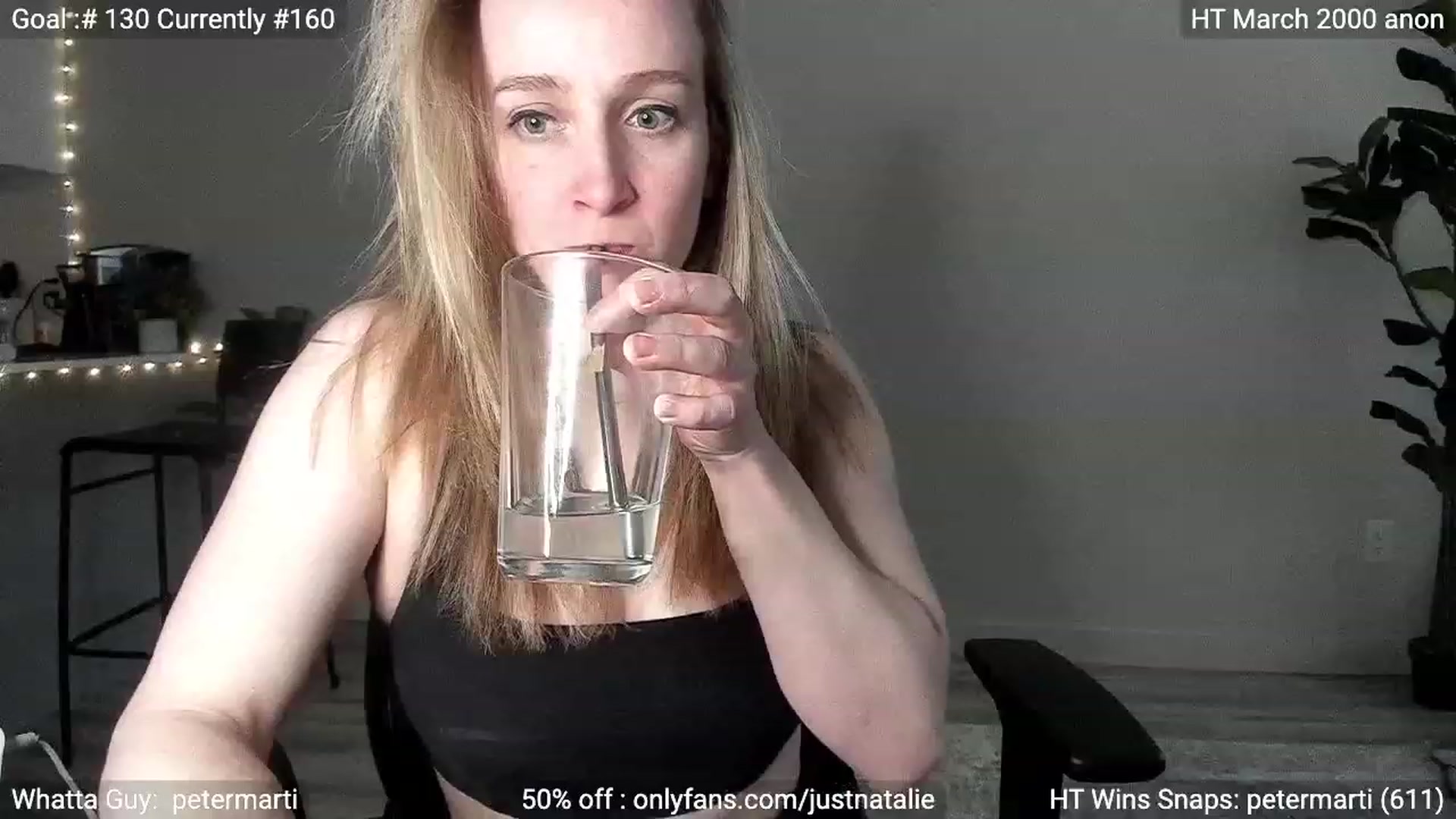 Gallery image thumbnail from JustNatalie's myfreecams stream on, 04/16/2023, 01:56 image 4 of 20