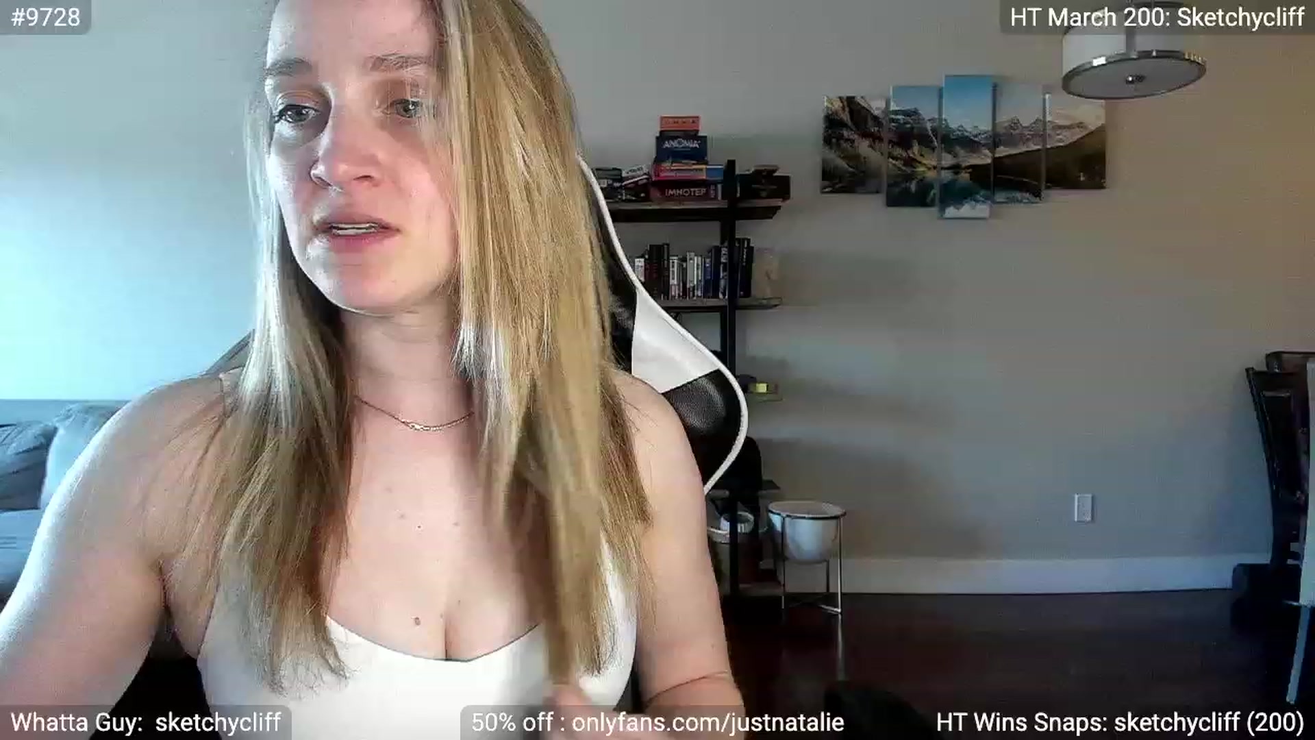 Gallery image thumbnail from JustNatalie's myfreecams stream on, 05/16/2023, 24:59 image 3 of 20