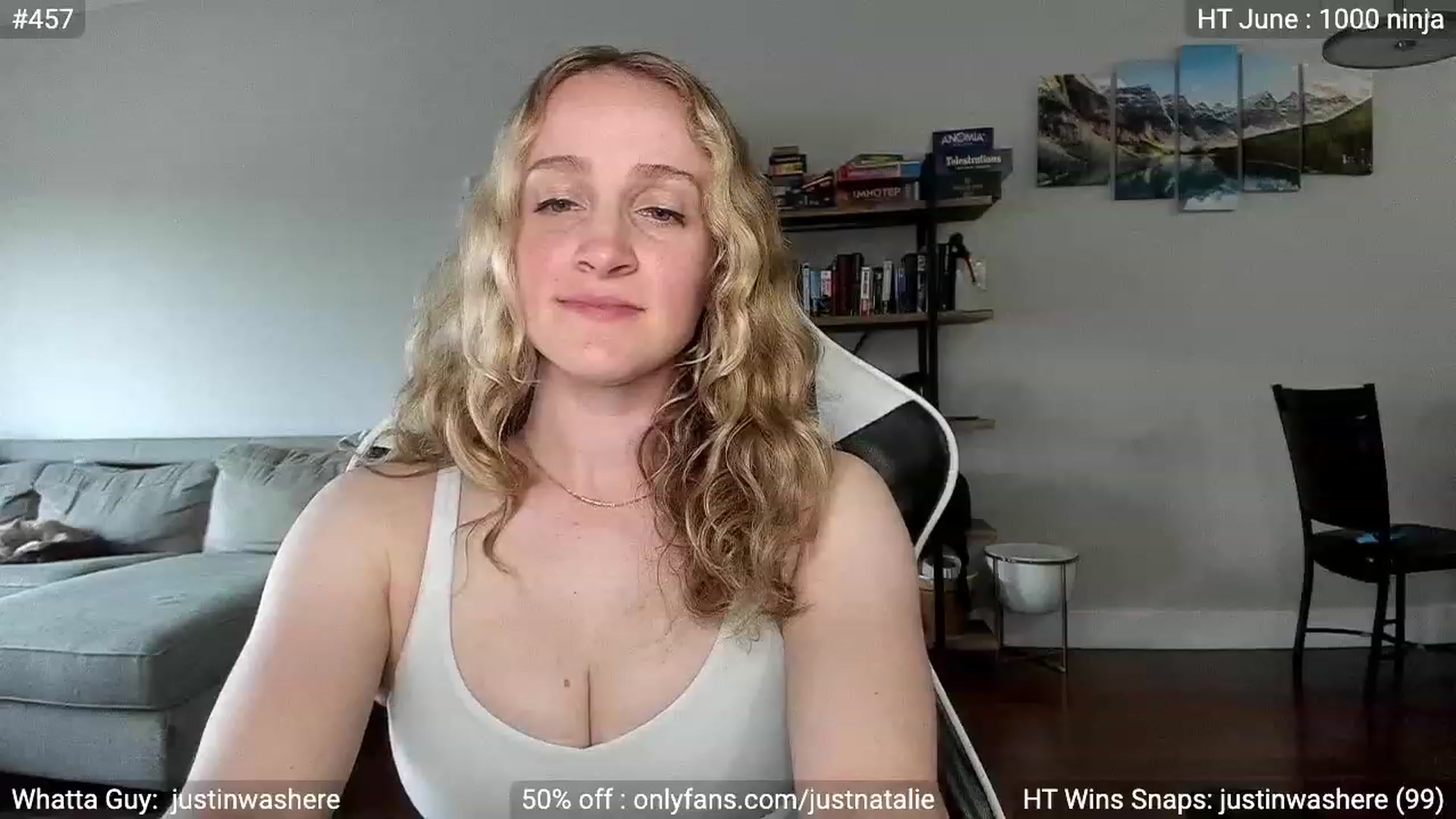 Gallery image thumbnail from JustNatalie's myfreecams stream on, 06/10/2023, 24:01 image 10 of 20