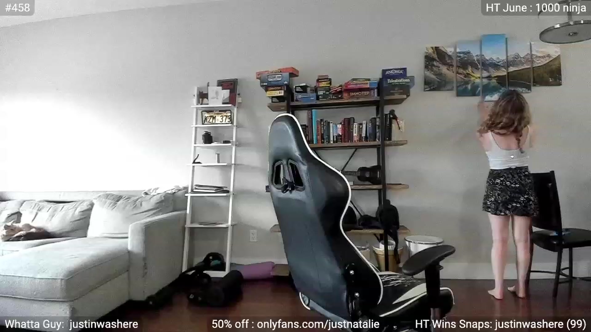 Gallery image thumbnail from JustNatalie's myfreecams stream on, 06/10/2023, 24:01 image 7 of 20
