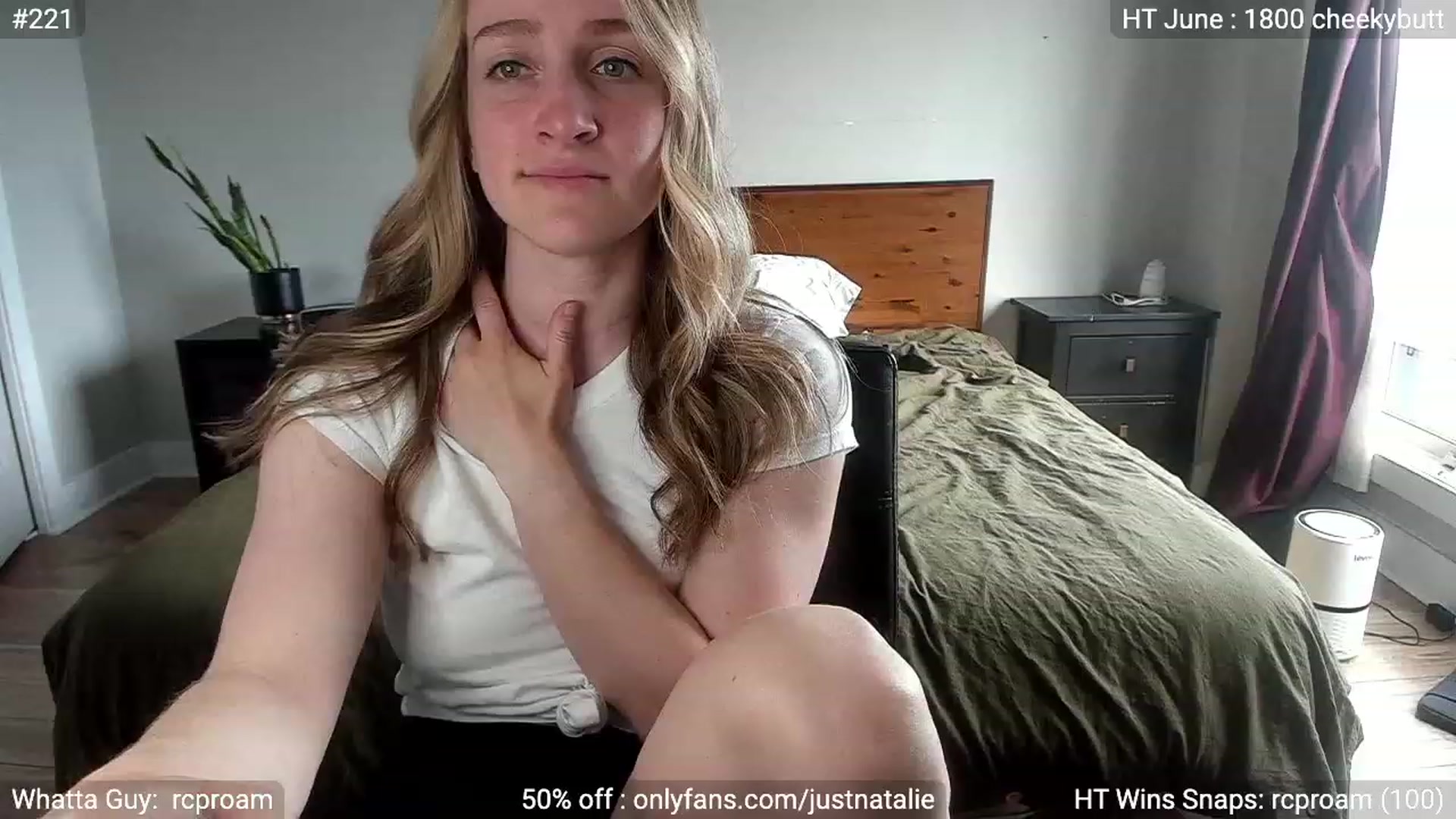 Gallery image thumbnail from JustNatalie's myfreecams stream on, 06/11/2023, 16:13 image 18 of 20