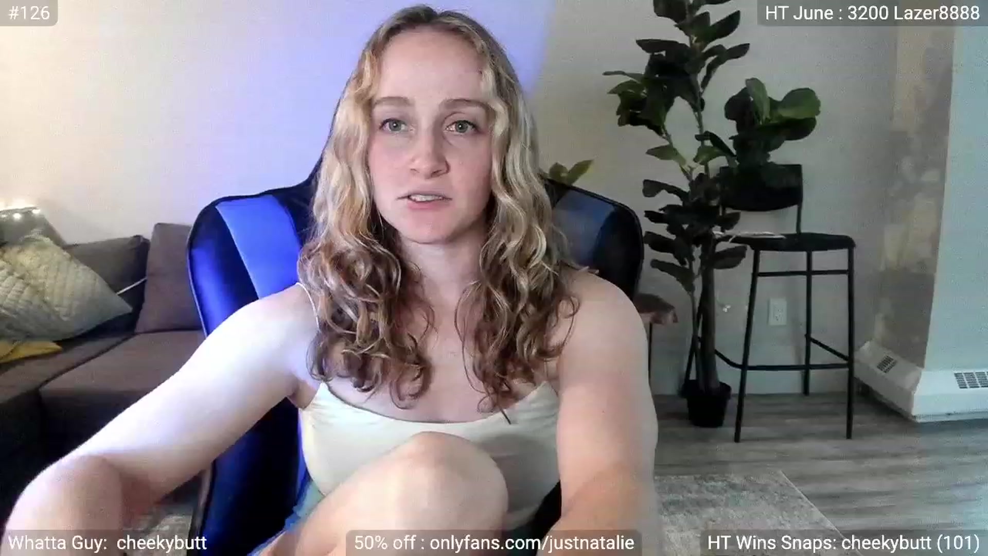 Gallery image thumbnail from JustNatalie's myfreecams stream on, 06/15/2023, 24:31 image 8 of 20