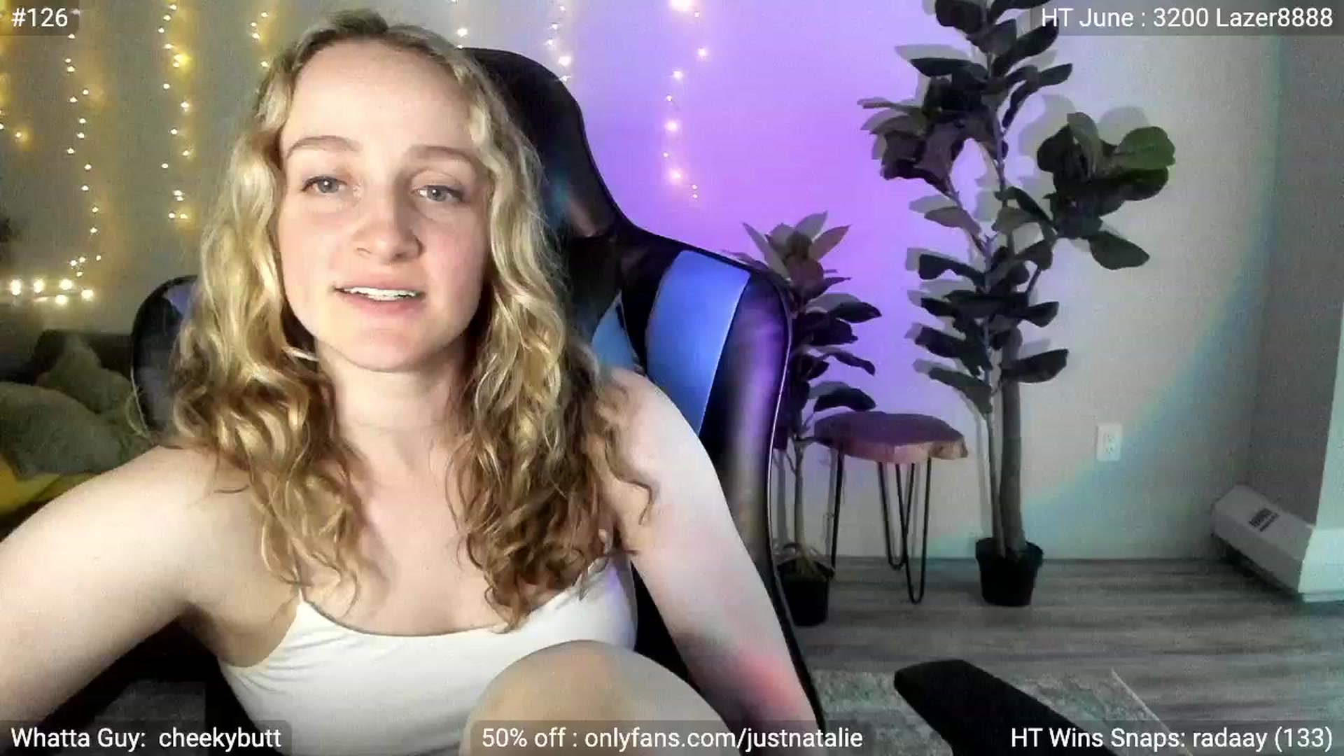 Gallery image thumbnail from JustNatalie's myfreecams stream on, 06/15/2023, 01:02 image 6 of 20