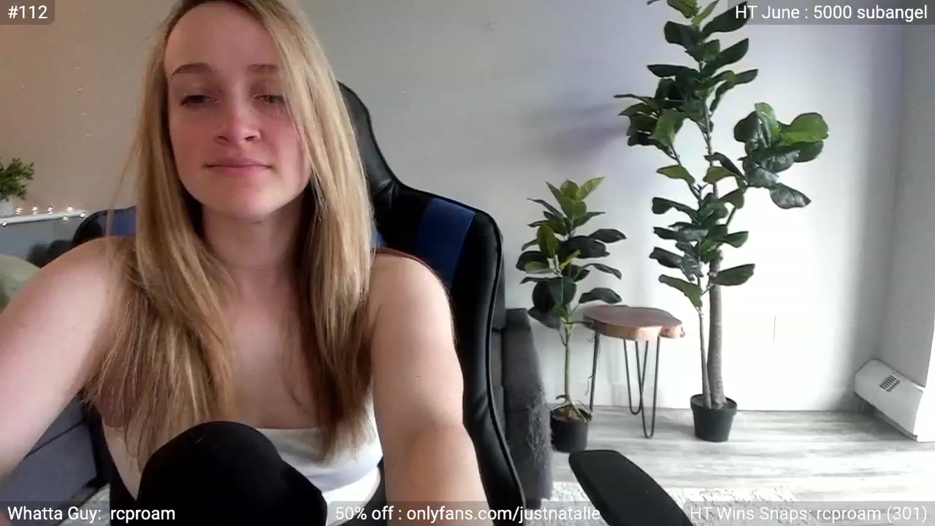 Gallery image thumbnail from JustNatalie's myfreecams stream on, 06/15/2023, 17:45 image 12 of 20