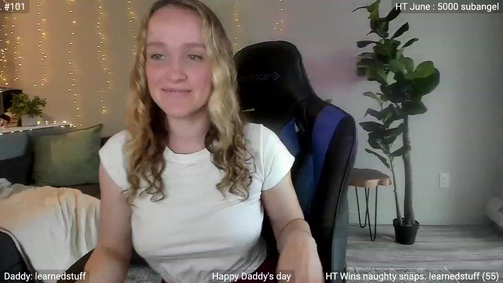 Gallery image thumbnail from JustNatalie's myfreecams stream on, 06/18/2023, 22:20 image 5 of 20