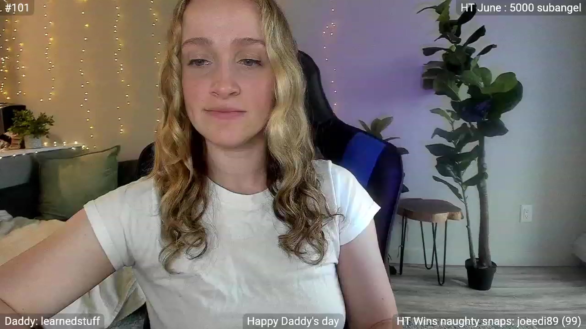Gallery image thumbnail from JustNatalie's myfreecams stream on, 06/18/2023, 22:20 image 6 of 20