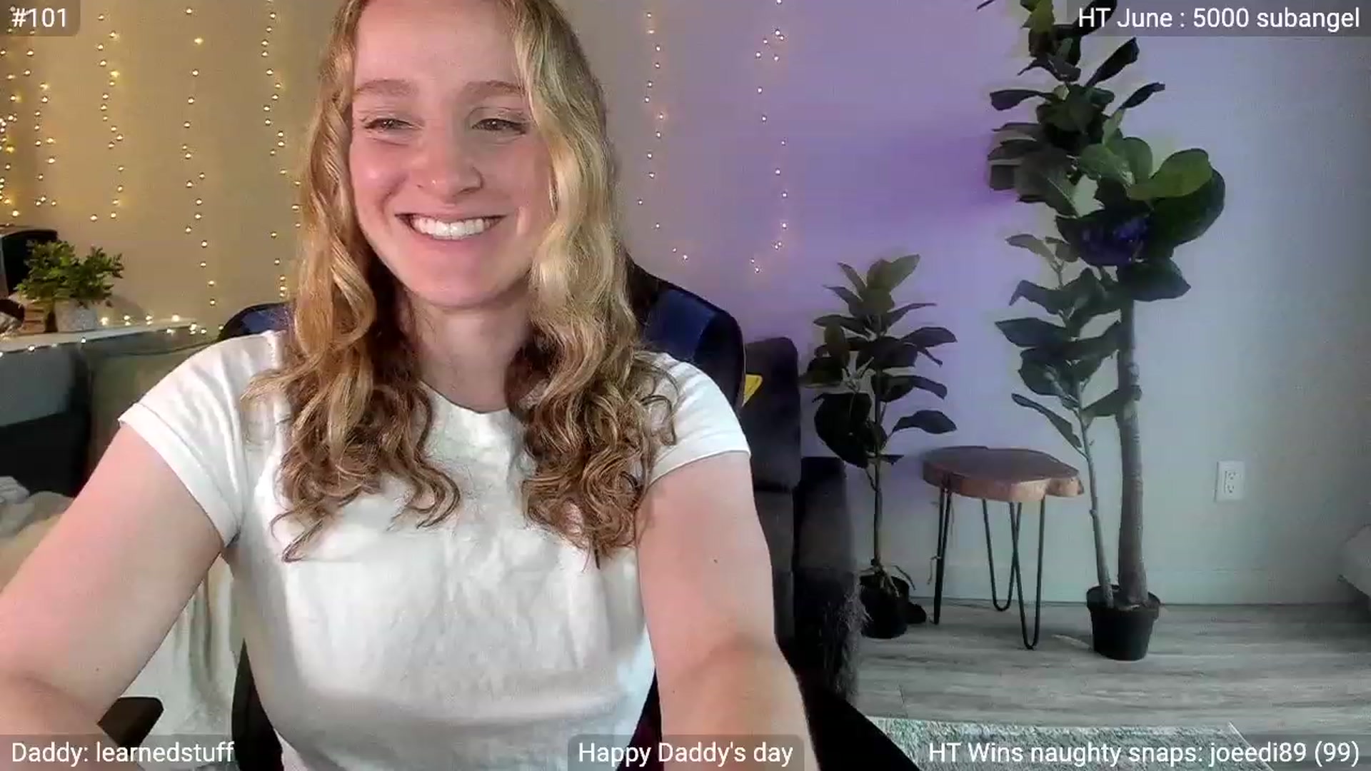 Gallery image thumbnail from JustNatalie's myfreecams stream on, 06/18/2023, 22:20 image 10 of 20