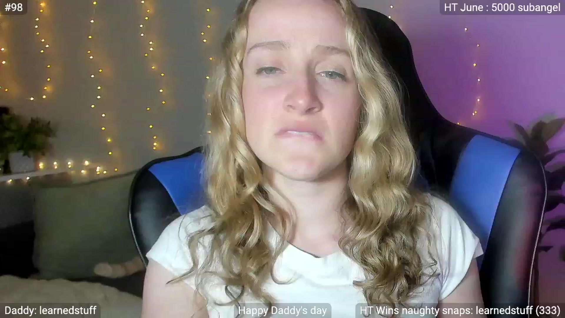 Gallery image thumbnail from JustNatalie's myfreecams stream on, 06/19/2023, 24:41 image 5 of 20