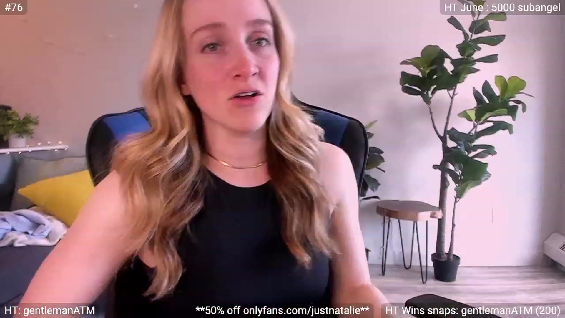 Gallery image thumbnail from JustNatalie's myfreecams stream on, 06/22/2023, 18:12 image 10 of 20