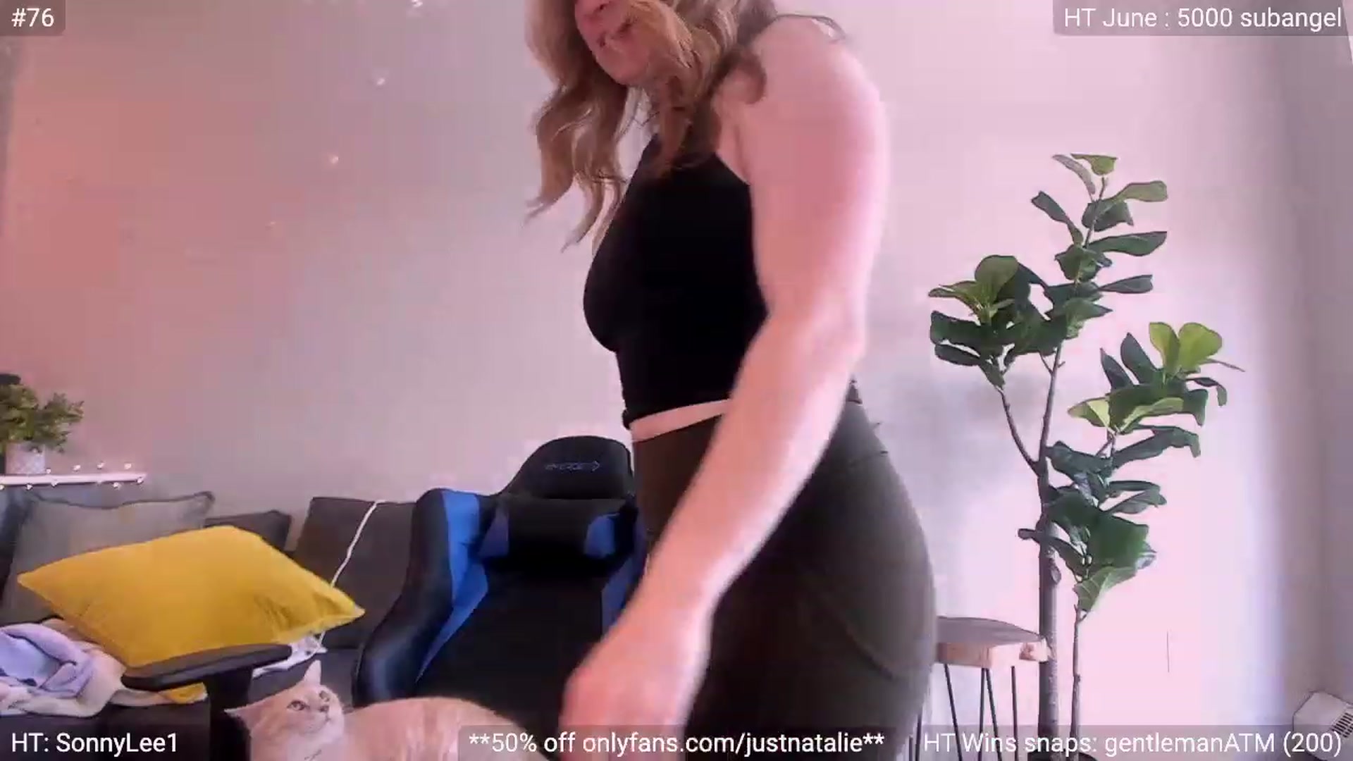 Gallery image thumbnail from JustNatalie's myfreecams stream on, 06/22/2023, 18:12 image 9 of 20