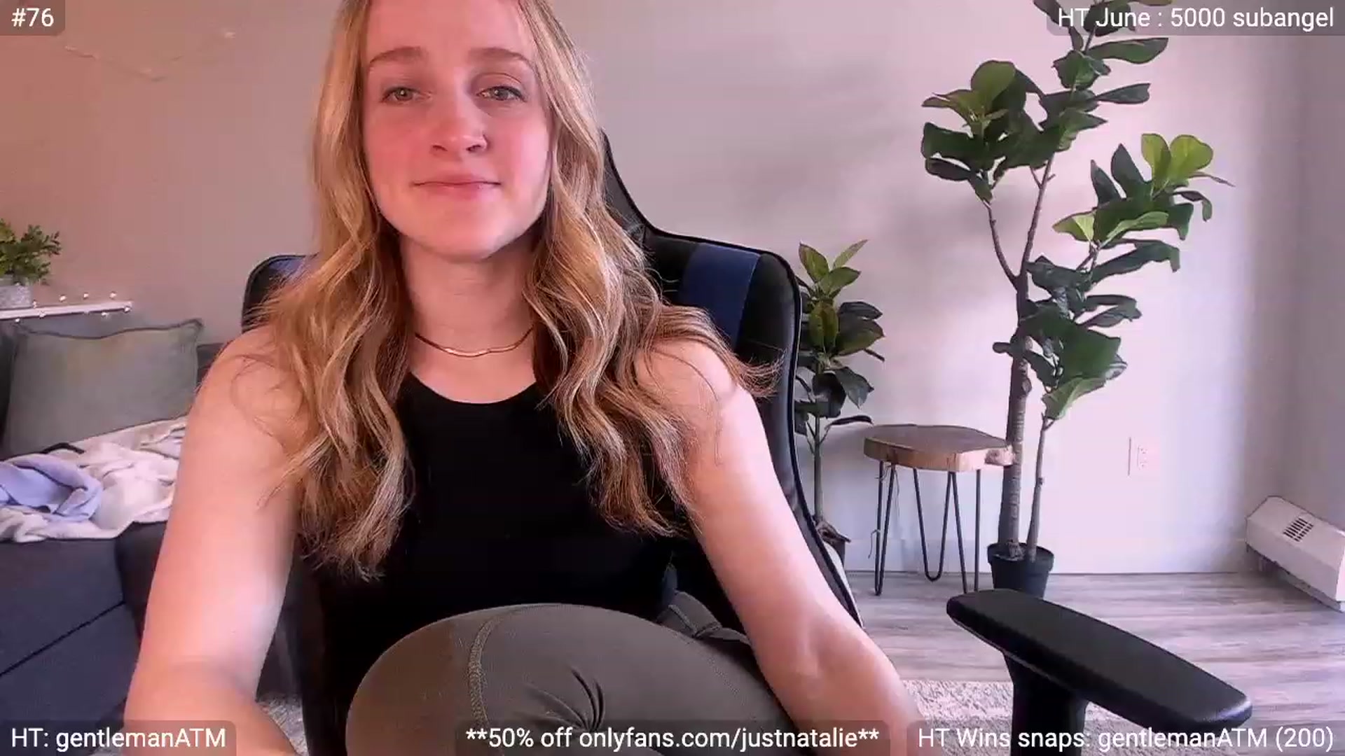 Gallery image thumbnail from JustNatalie's myfreecams stream on, 06/22/2023, 18:12 image 6 of 20
