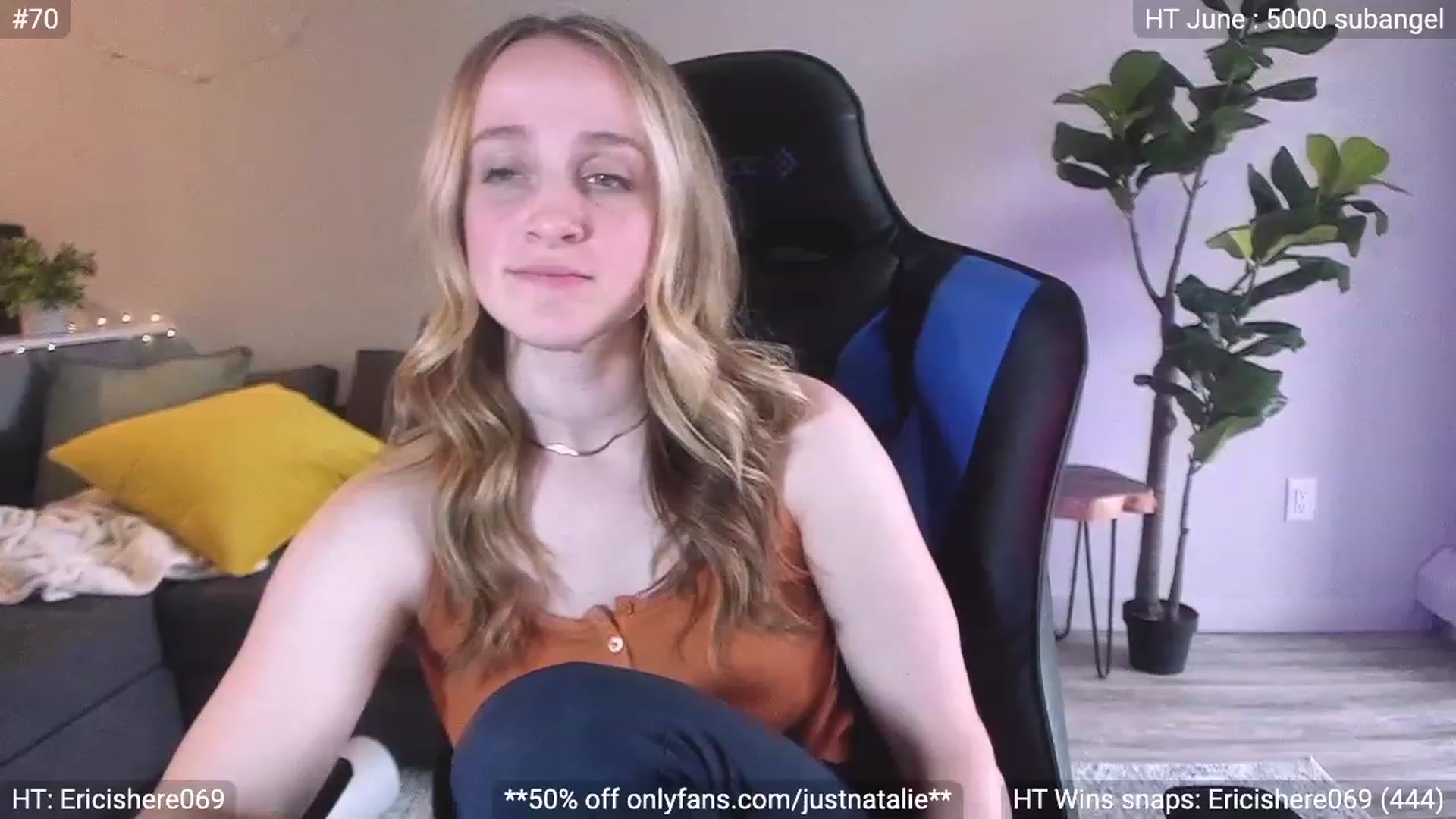 Gallery image thumbnail from JustNatalie's myfreecams stream on, 06/23/2023, 01:26 image 6 of 20