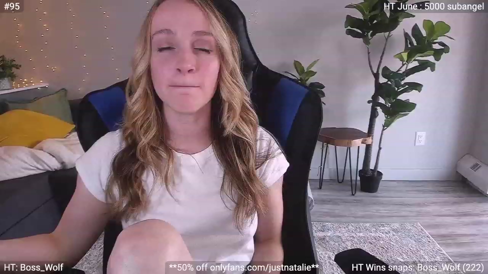 Gallery image thumbnail from JustNatalie's myfreecams stream on, 06/27/2023, 24:03 image 15 of 20