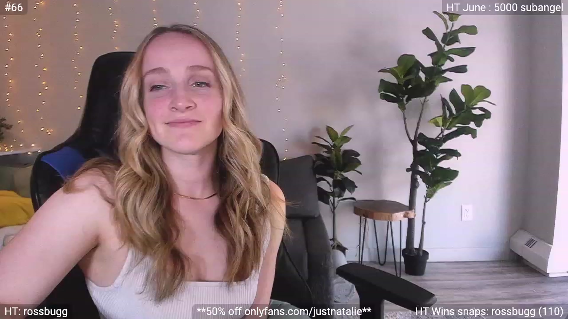 Gallery image thumbnail from JustNatalie's myfreecams stream on, 06/29/2023, 24:07 image 19 of 20