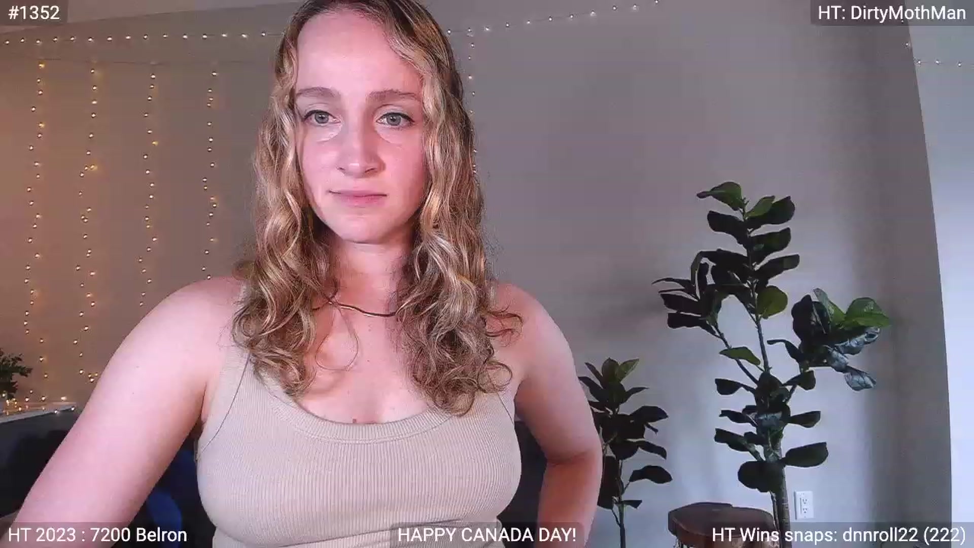 Gallery image thumbnail from JustNatalie's myfreecams stream on, 07/01/2023, 21:11 image 17 of 20