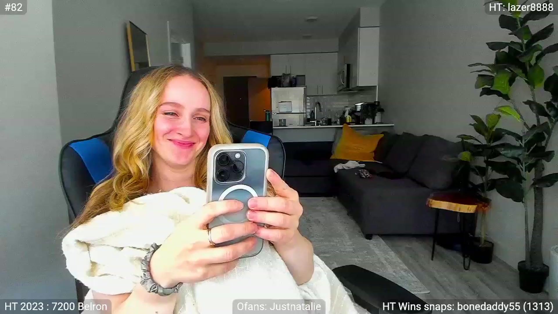 Gallery image thumbnail from JustNatalie's myfreecams stream on, 07/17/2023, 20:09 image 14 of 20