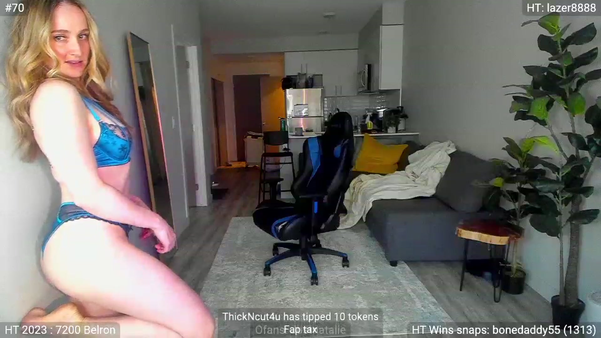 Gallery image thumbnail from JustNatalie's myfreecams stream on, 07/17/2023, 22:27 image 12 of 20