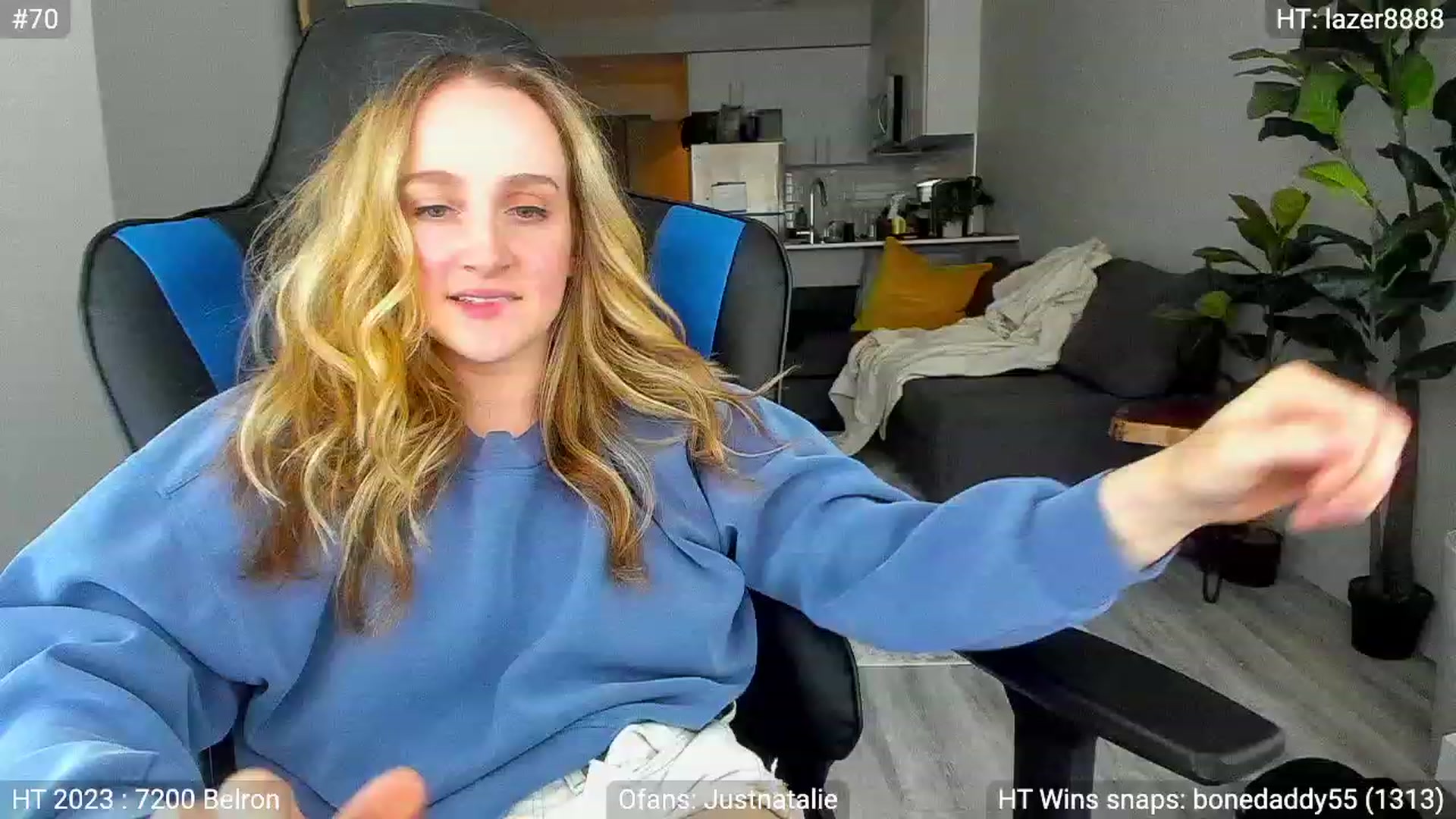 Gallery image thumbnail from JustNatalie's myfreecams stream on, 07/17/2023, 22:27 image 2 of 20