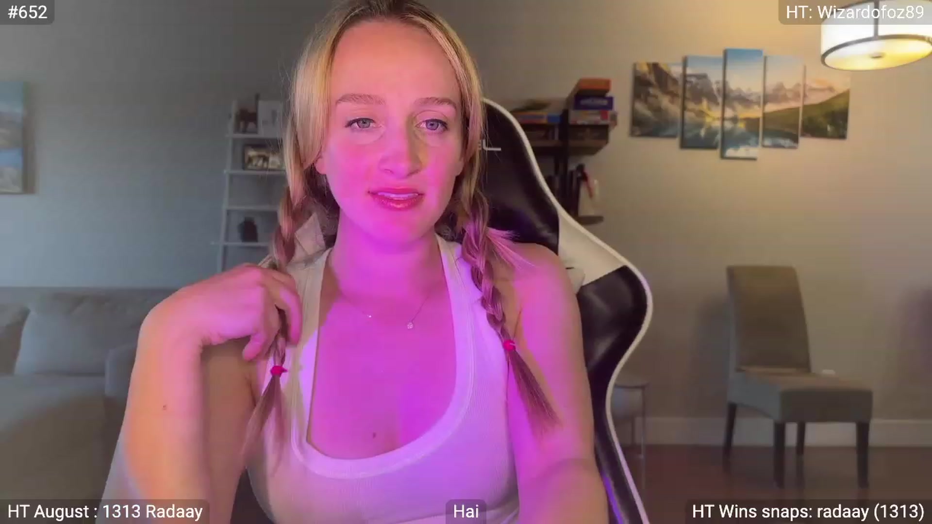 Gallery image thumbnail from JustNatalie's myfreecams stream on, 08/25/2023, 01:57 image 15 of 20