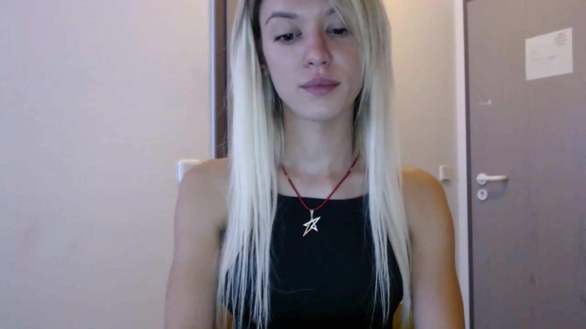 Gallery image thumbnail from JustPrinsess's myfreecams stream on, 05/29/2023, 13:43 image 18 of 20