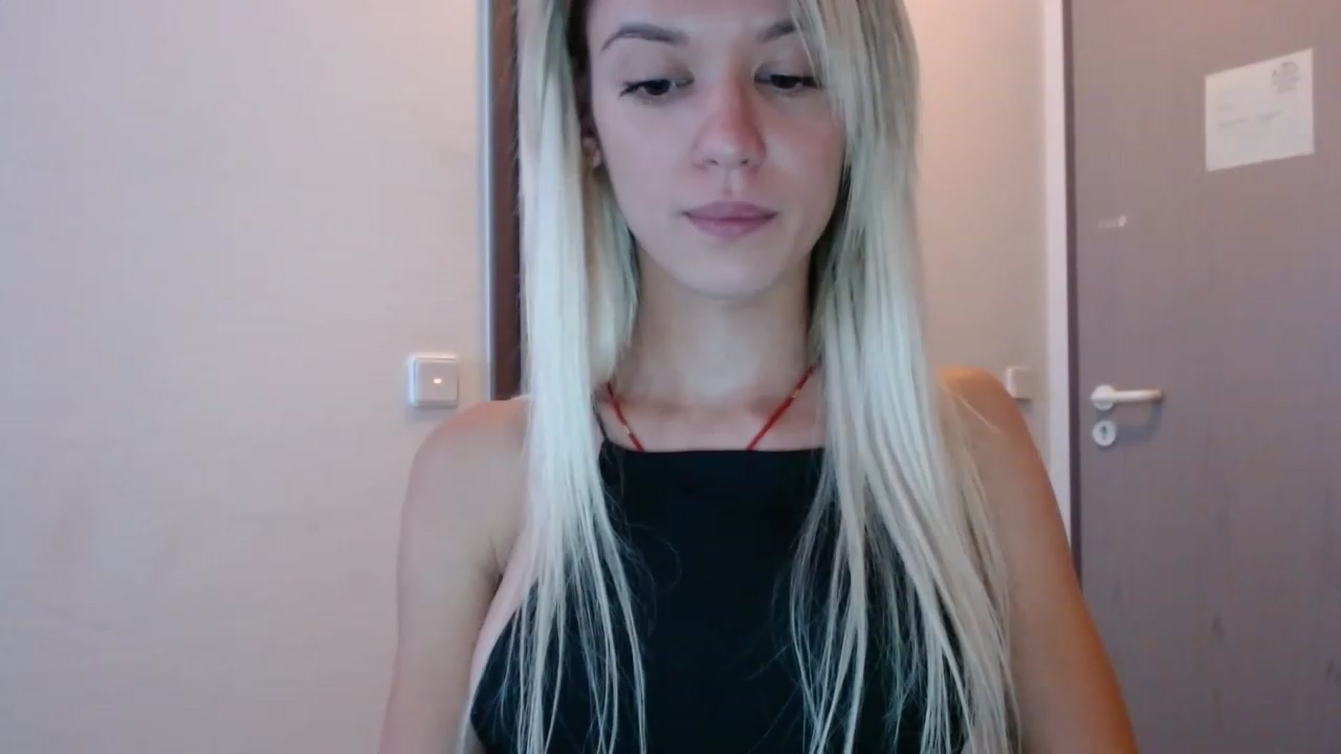 Gallery image thumbnail from JustPrinsess's myfreecams stream on, 05/29/2023, 13:43 image 7 of 20