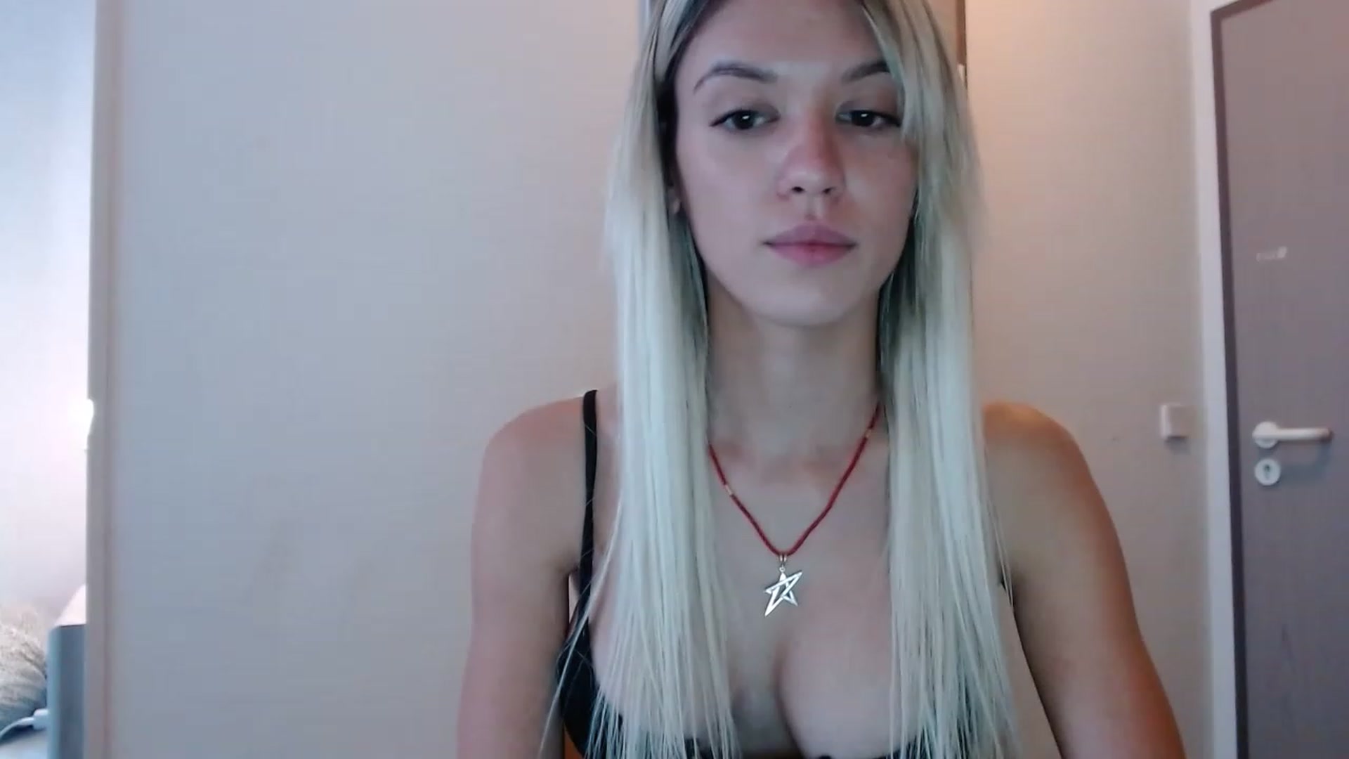 Gallery image thumbnail from JustPrinsess's myfreecams stream on, 05/30/2023, 16:04 image 14 of 20