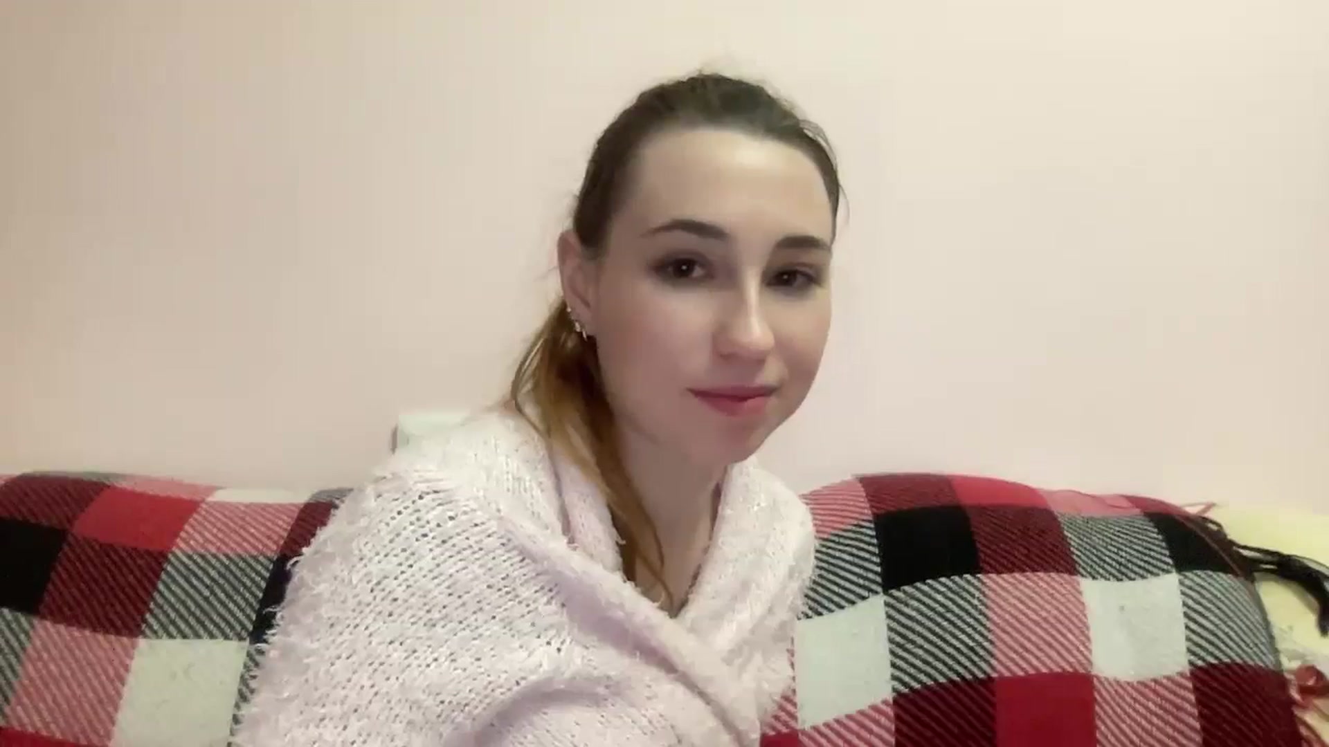 Gallery image thumbnail from Just_I's myfreecams stream on, 11/28/2023, 24:59 image 5 of 20
