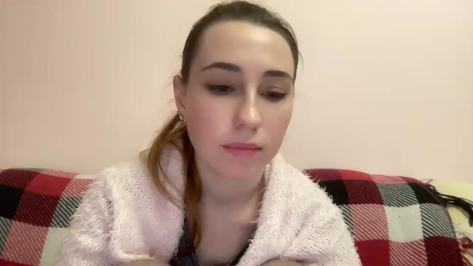 Gallery image thumbnail from Just_I's myfreecams stream on, 11/28/2023, 24:59 image 1 of 20