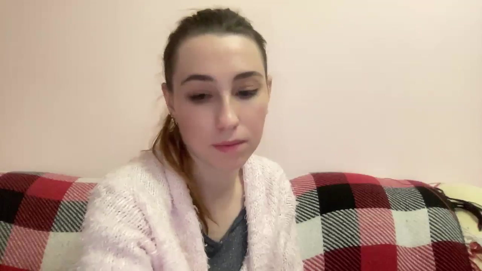 Gallery image thumbnail from Just_I's myfreecams stream on, 11/28/2023, 24:59 image 8 of 20