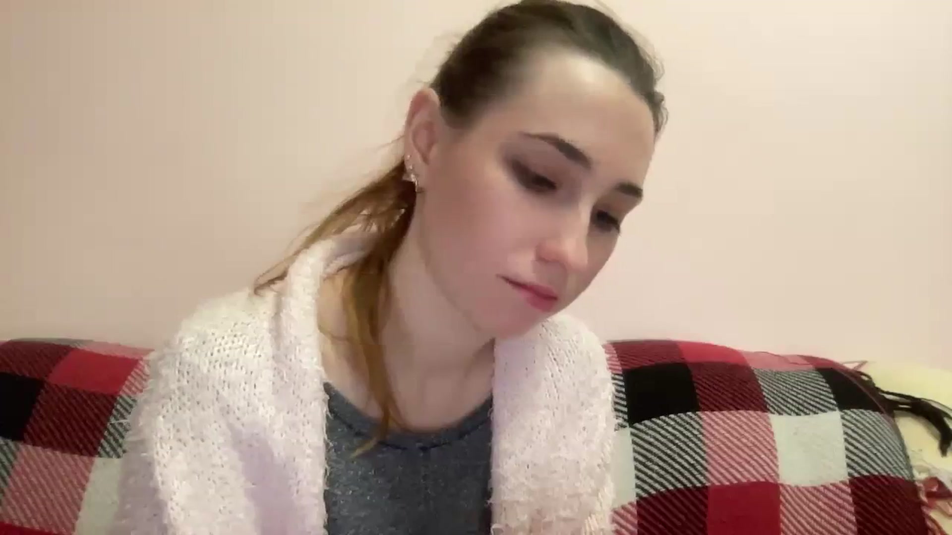 Gallery image thumbnail from Just_I's myfreecams stream on, 11/28/2023, 24:59 image 12 of 20