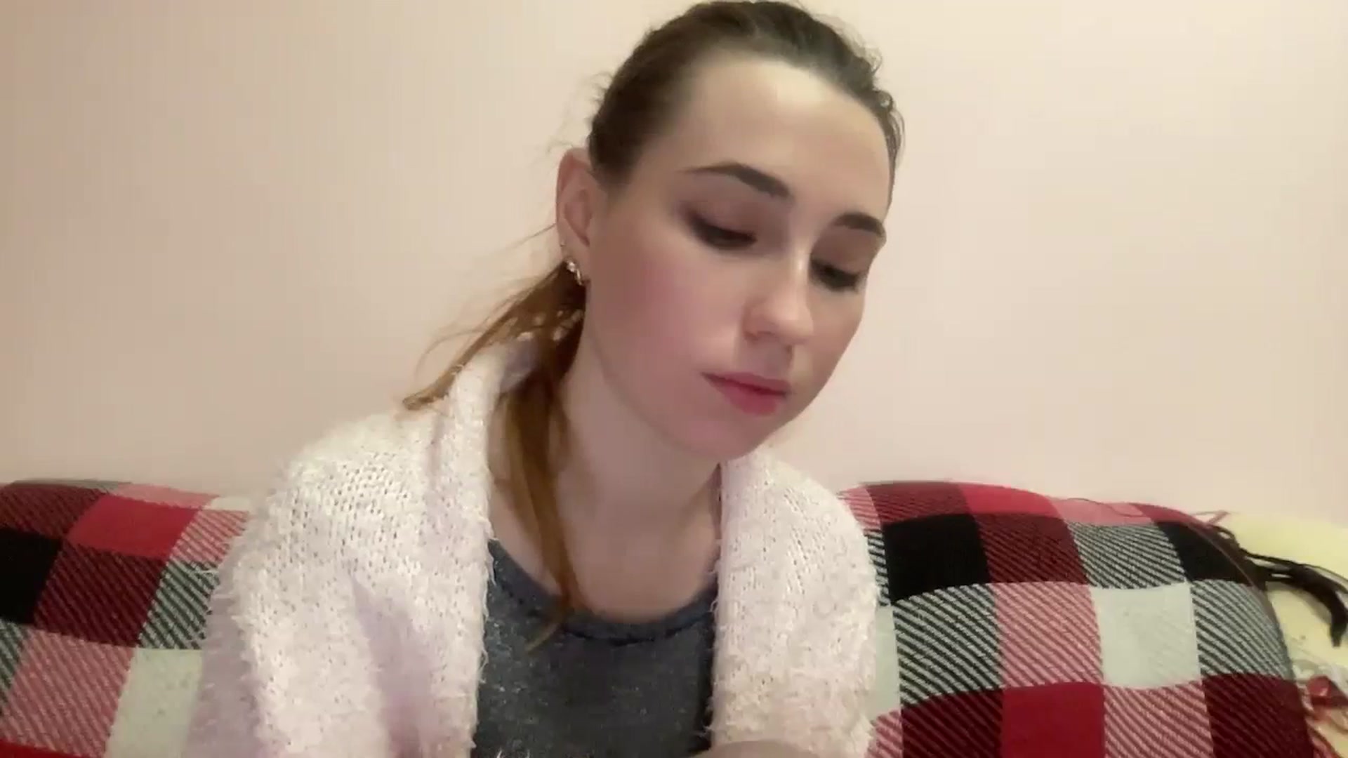 Gallery image thumbnail from Just_I's myfreecams stream on, 11/28/2023, 24:59 image 13 of 20