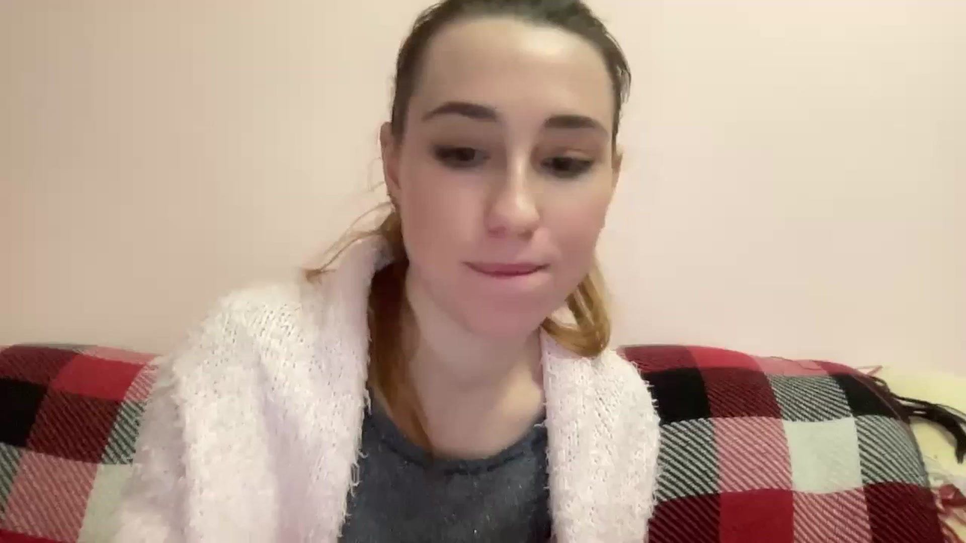 Gallery image thumbnail from Just_I's myfreecams stream on, 11/28/2023, 24:59 image 20 of 20