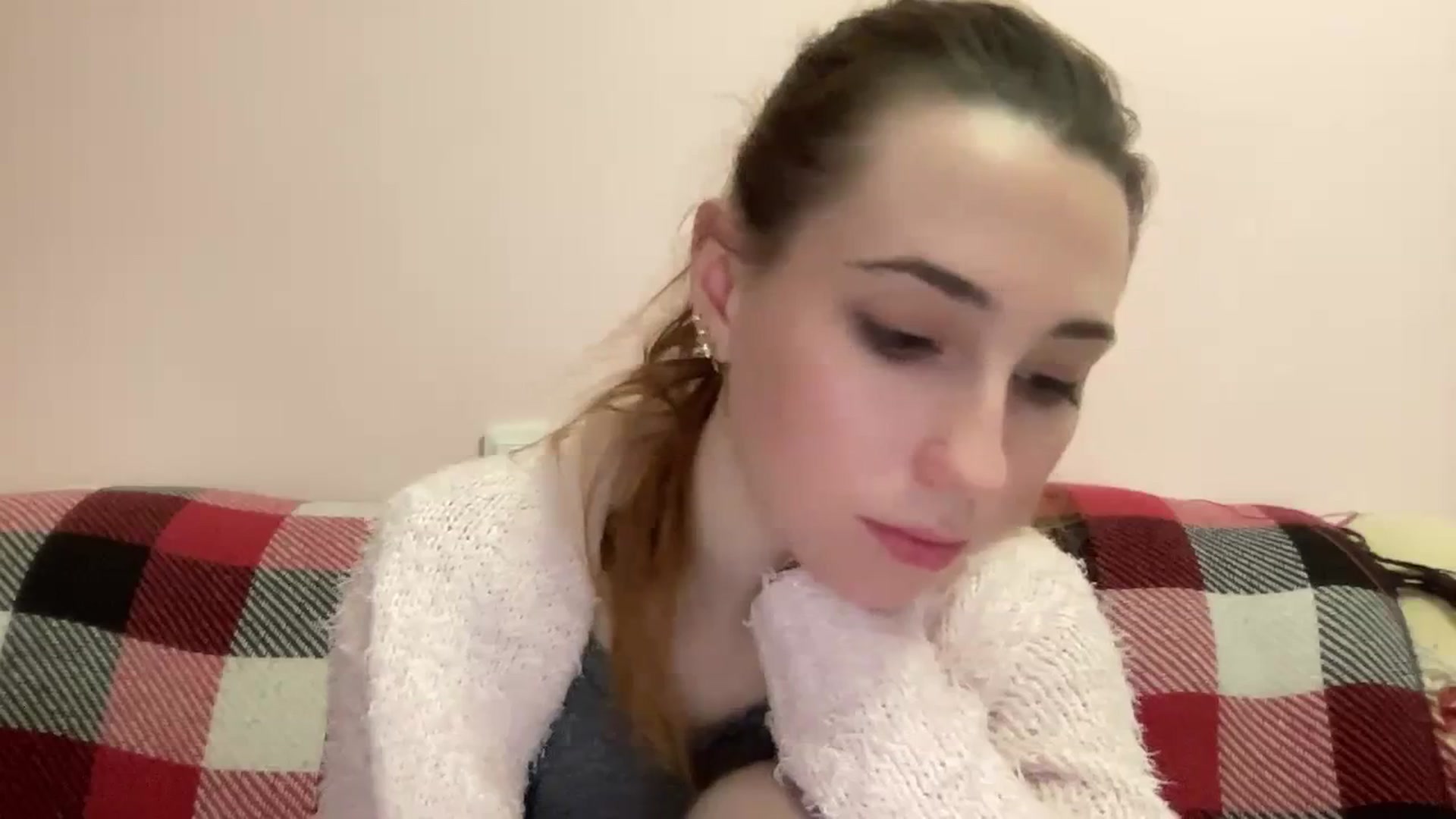 Gallery image thumbnail from Just_I's myfreecams stream on, 11/28/2023, 02:17 image 16 of 20