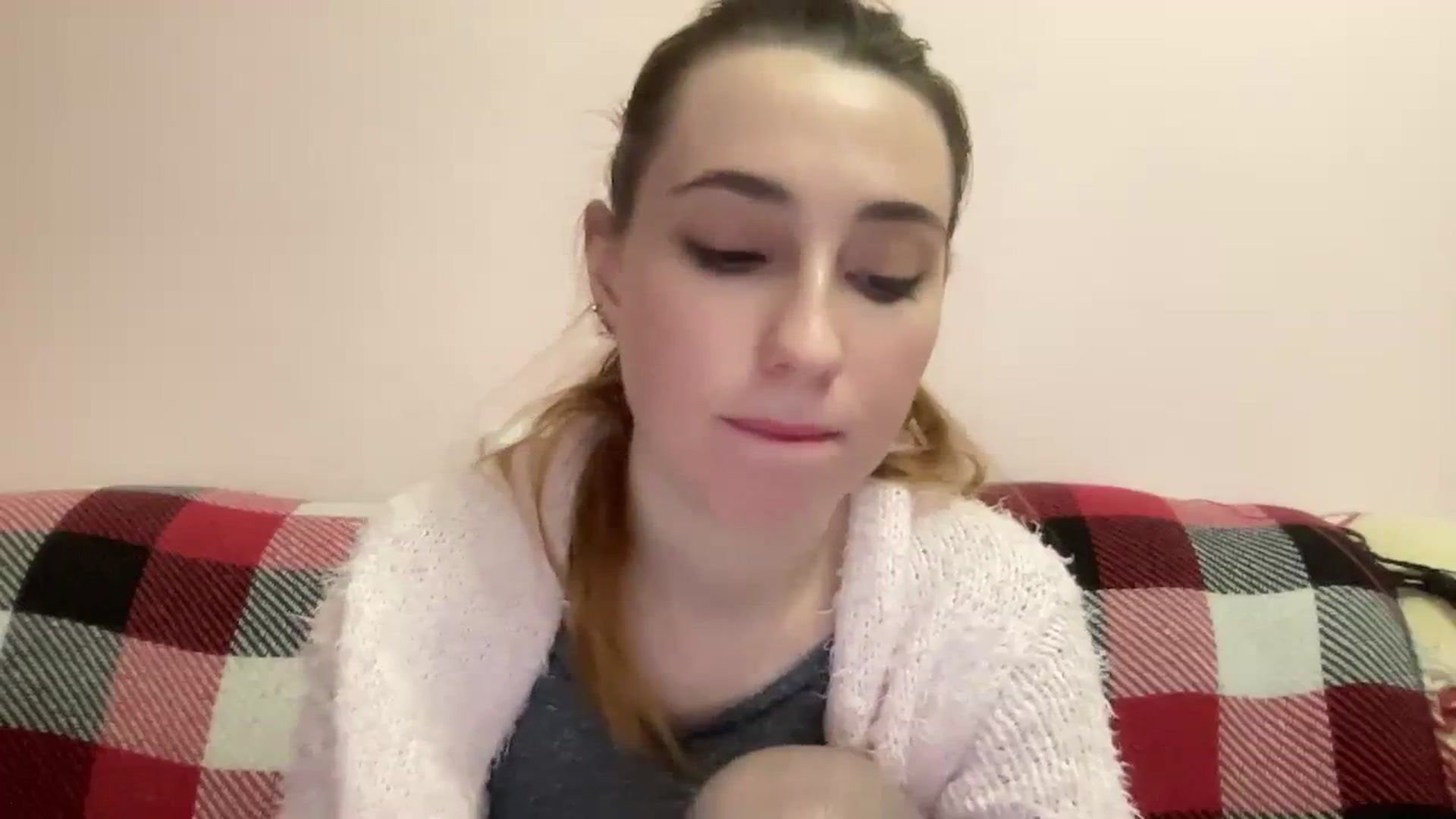 Gallery image thumbnail from Just_I's myfreecams stream on, 11/28/2023, 02:17 image 10 of 20