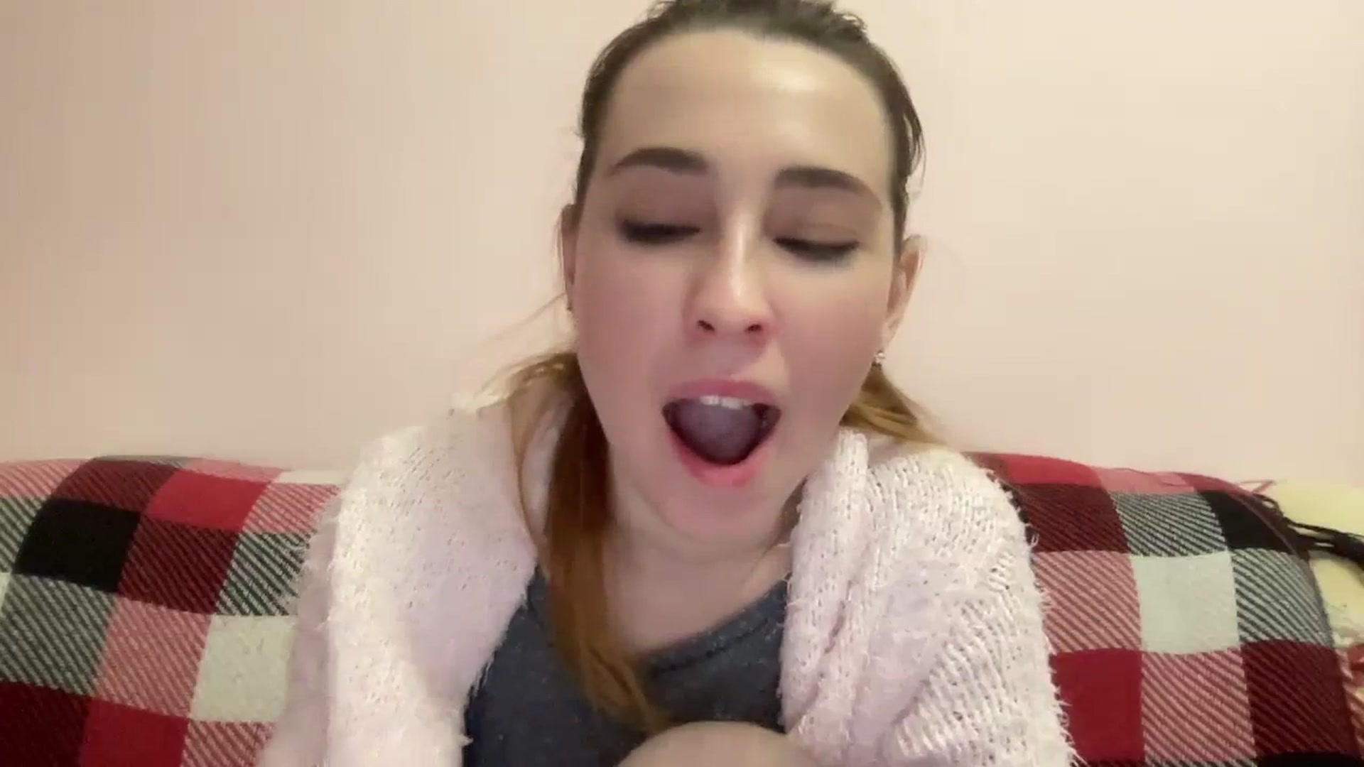 Gallery image thumbnail from Just_I's myfreecams stream on, 11/28/2023, 02:17 image 13 of 20
