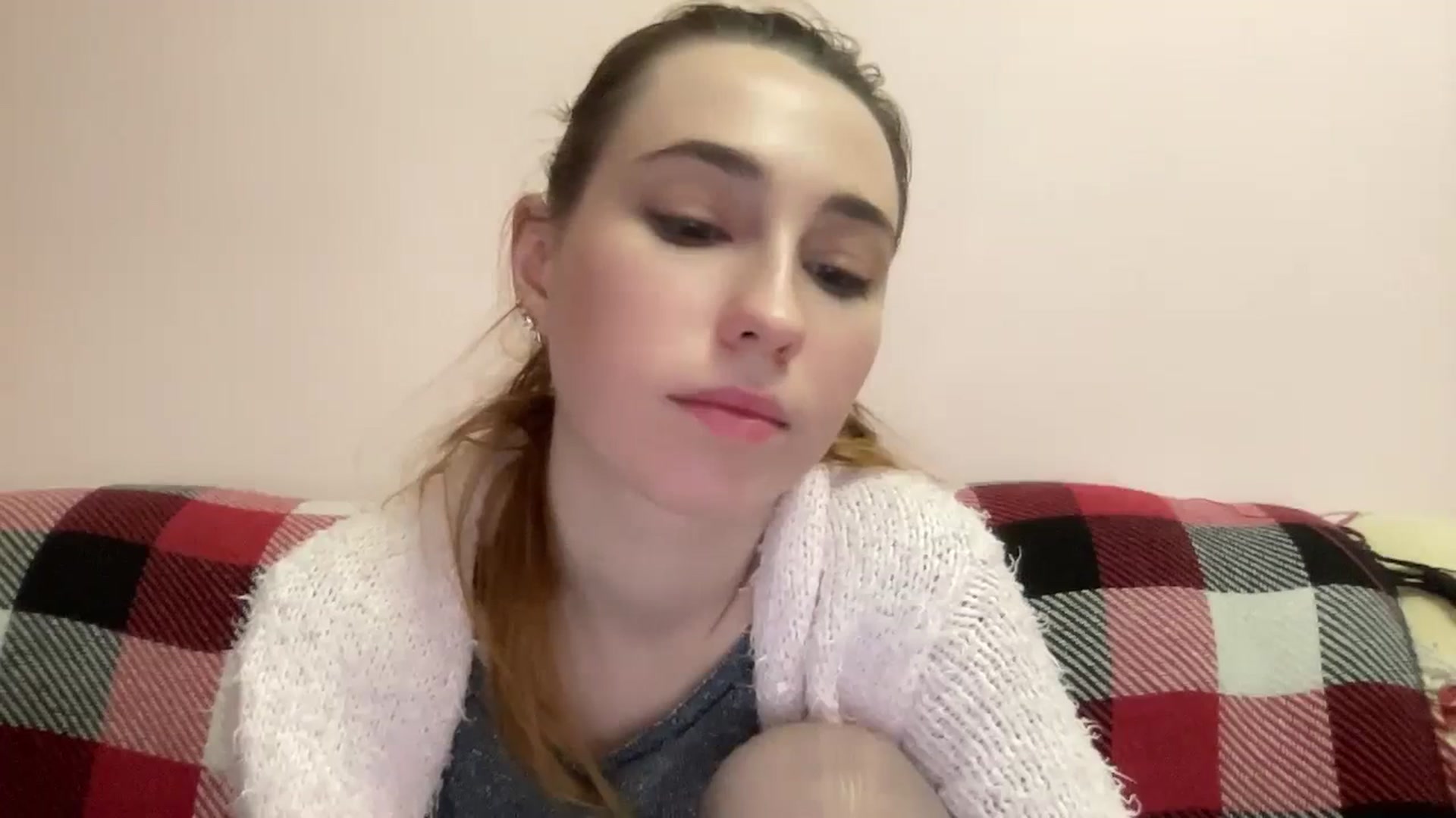 Gallery image thumbnail from Just_I's myfreecams stream on, 11/28/2023, 02:17 image 17 of 20