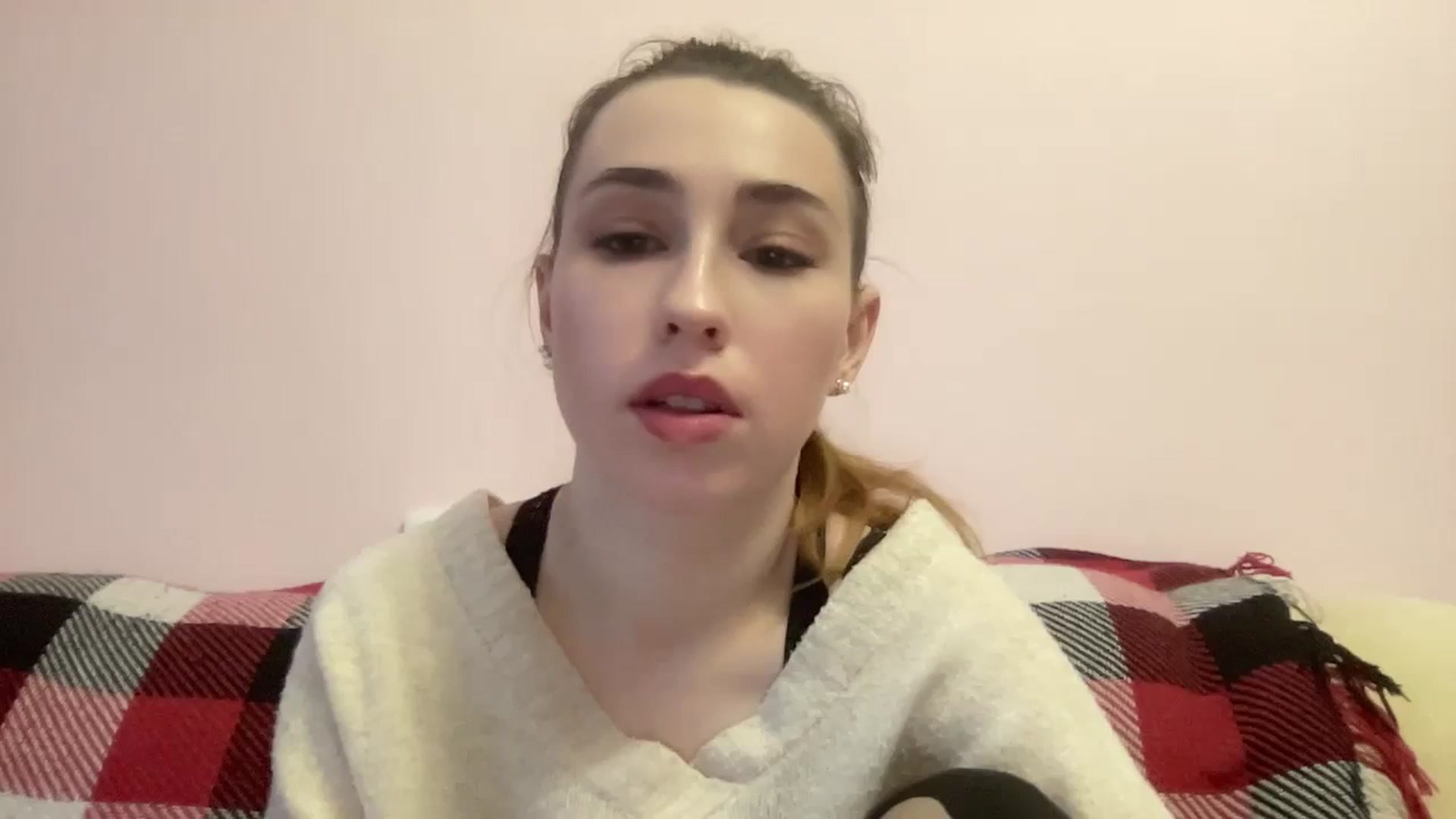 Gallery image thumbnail from Just_I's myfreecams stream on, 12/12/2023, 13:32 image 15 of 20